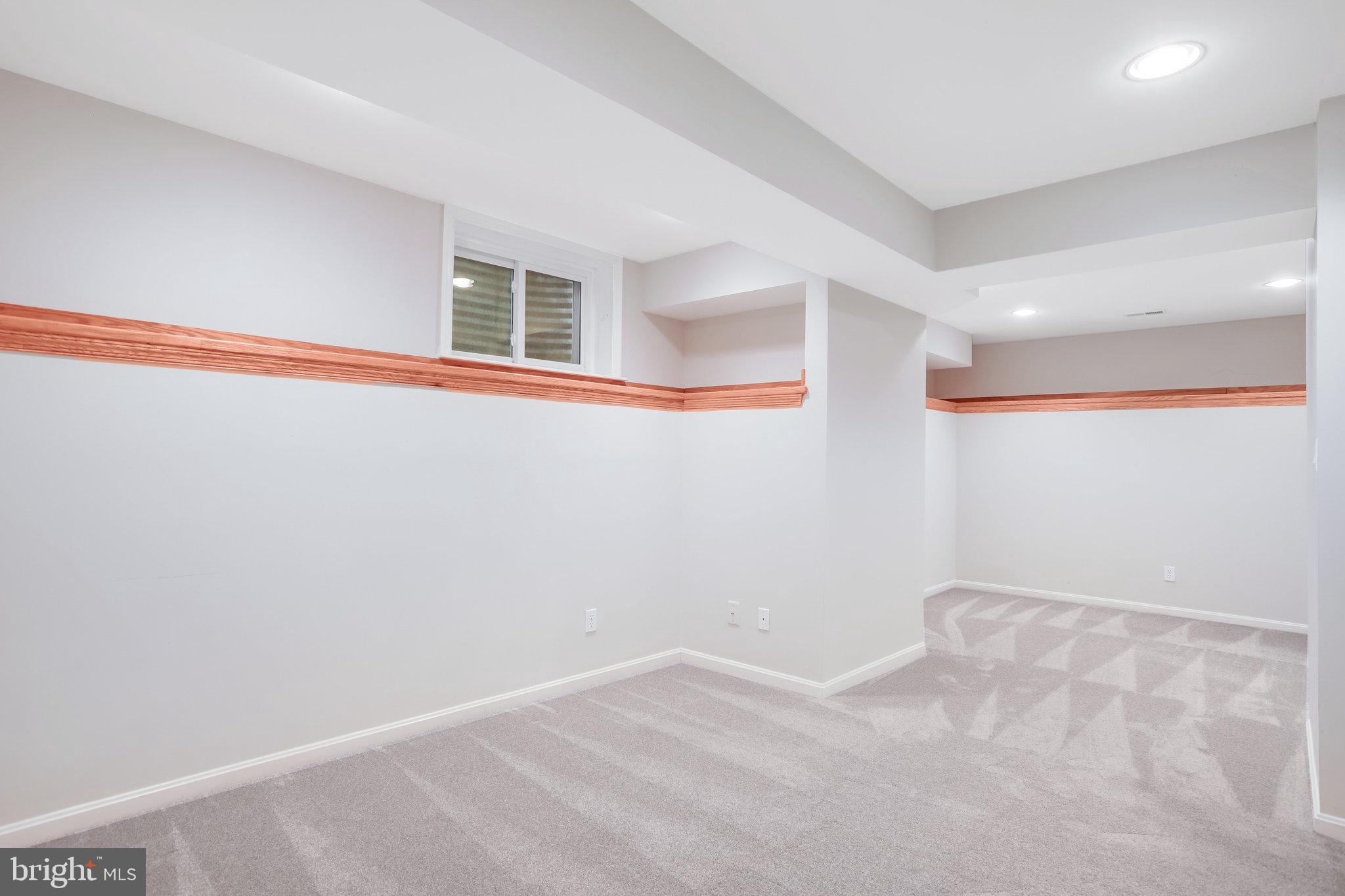 COLUMBIA FOREST - Residential