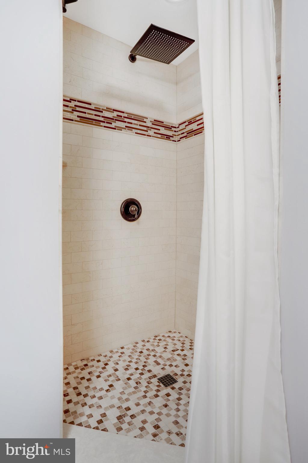 COLUMBIA FOREST - Residential