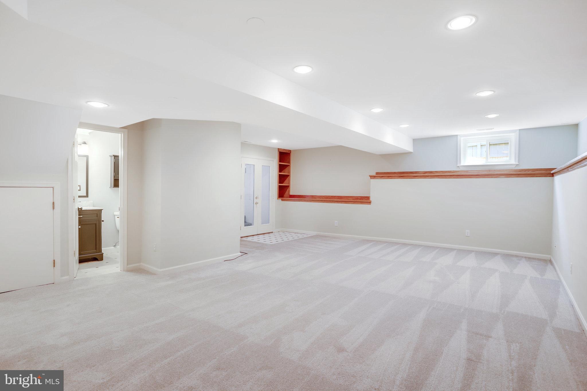 COLUMBIA FOREST - Residential