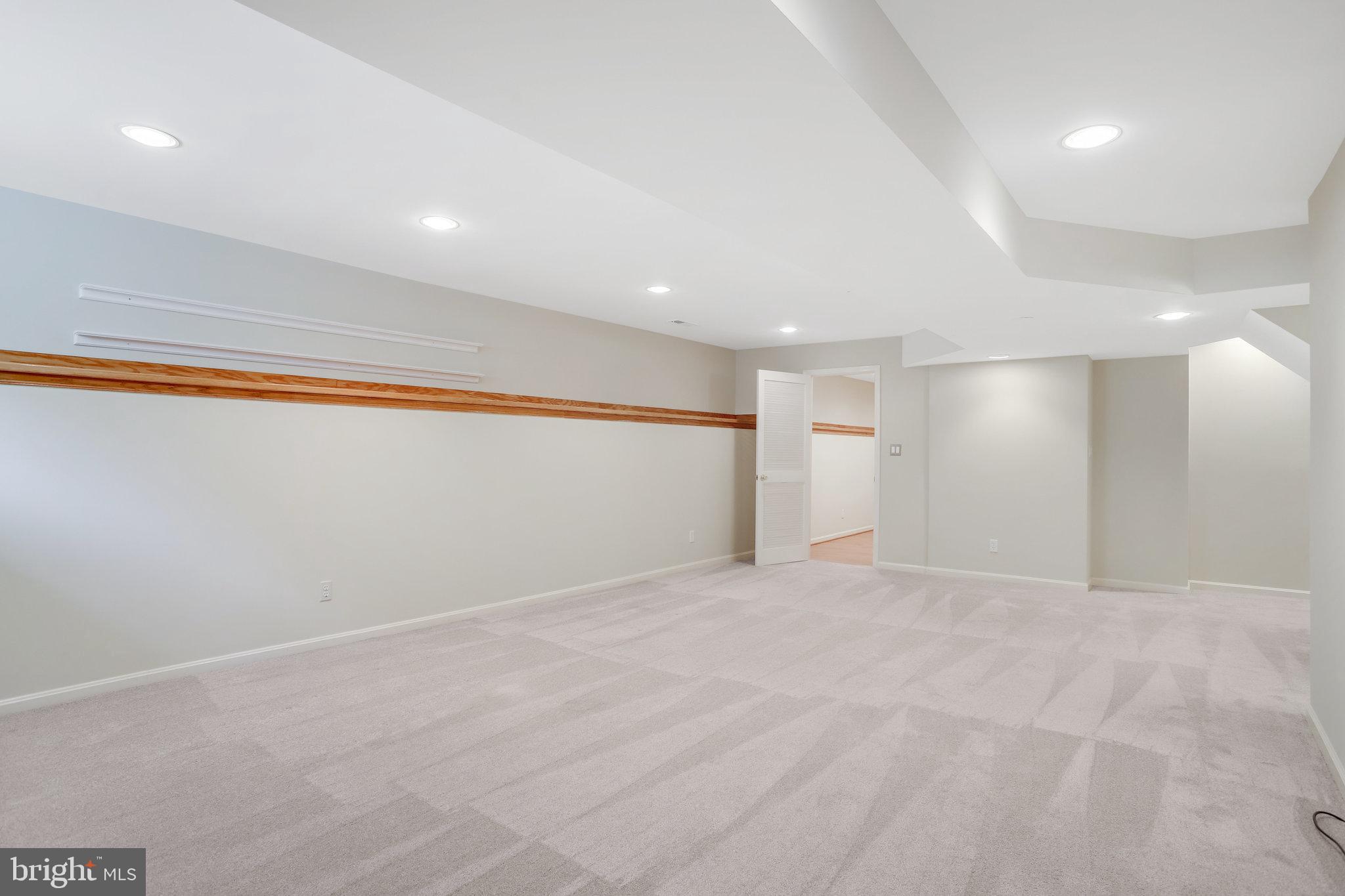 COLUMBIA FOREST - Residential