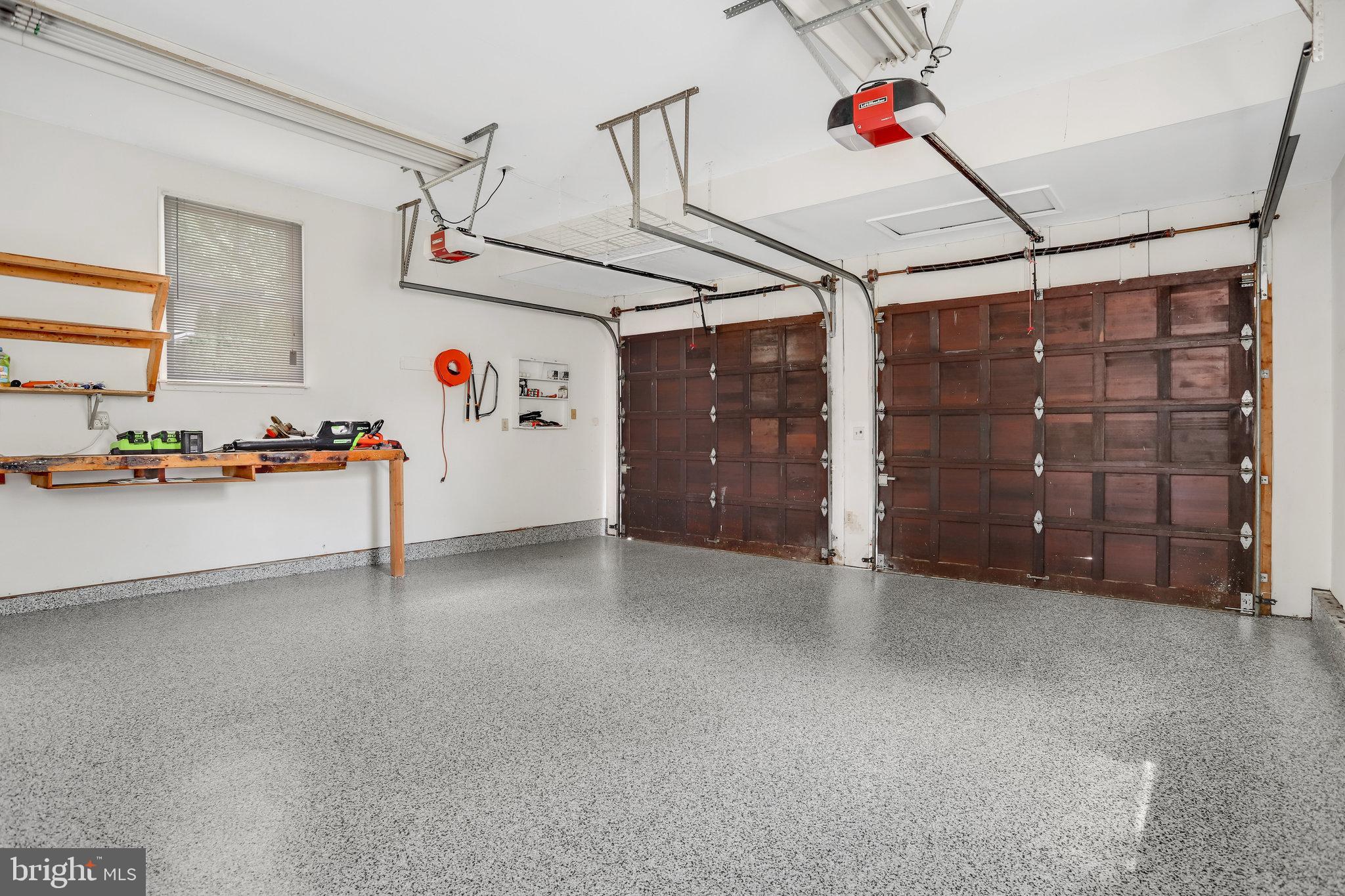 COLUMBIA FOREST - Residential