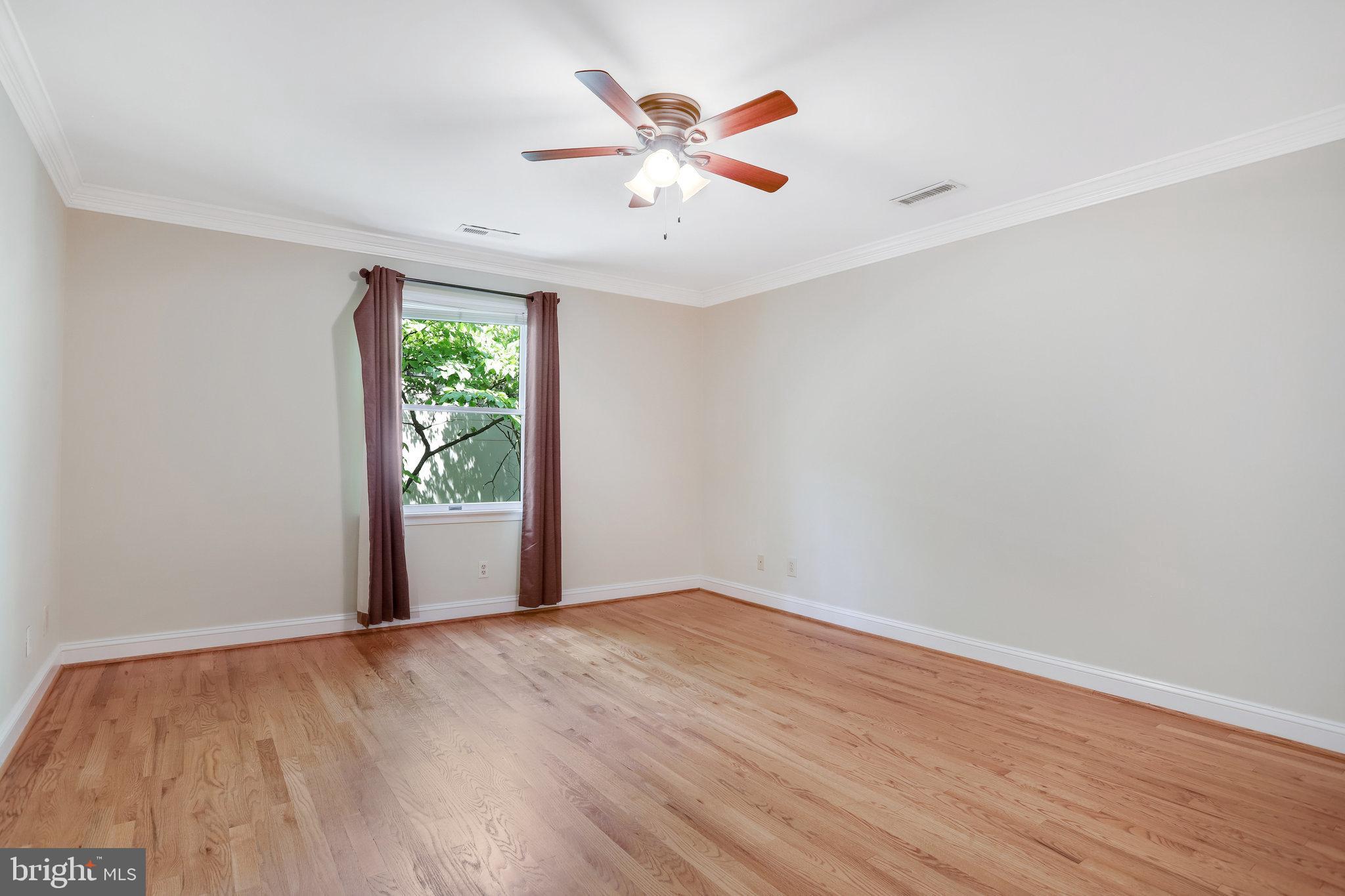 COLUMBIA FOREST - Residential