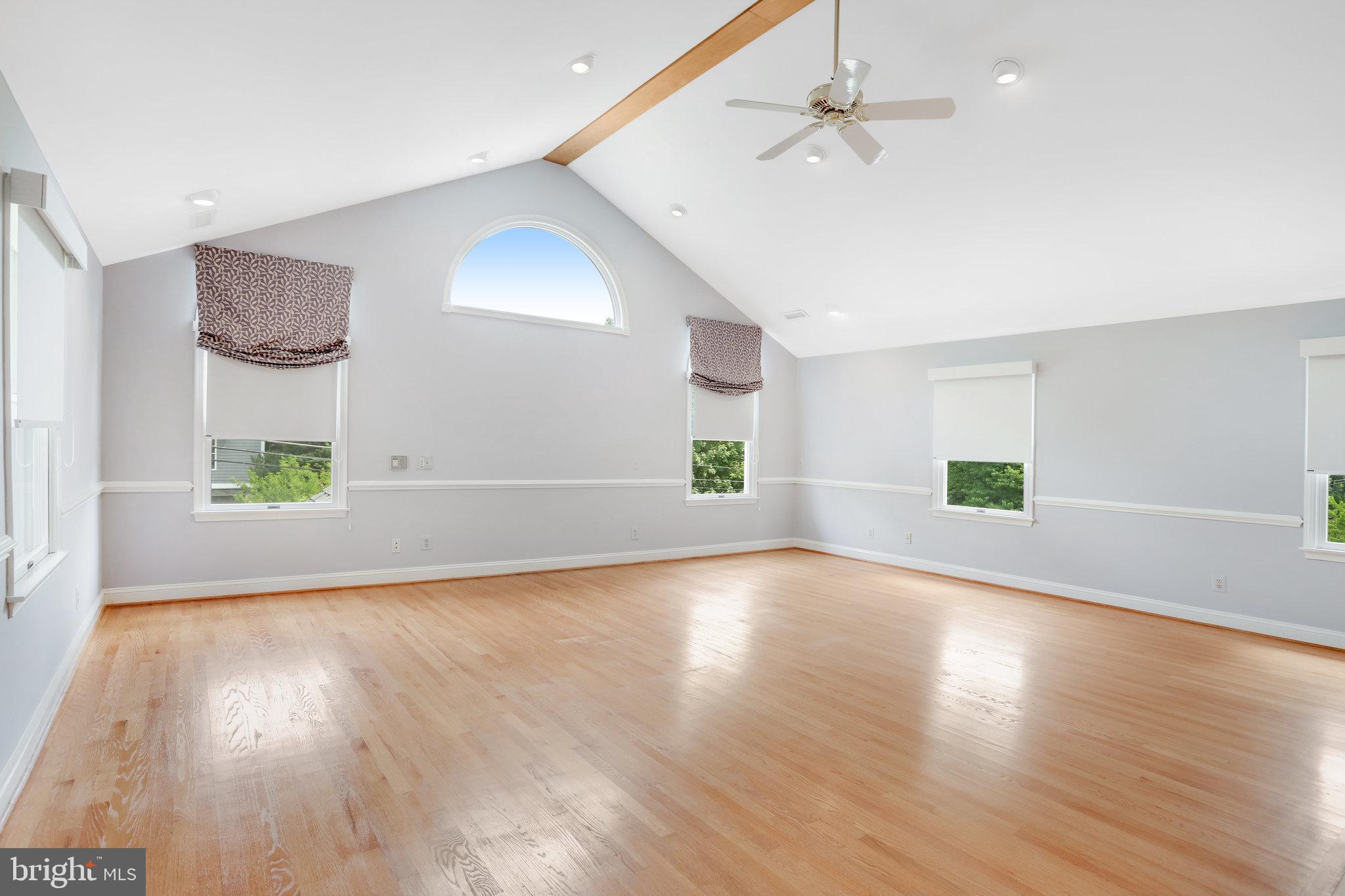 COLUMBIA FOREST - Residential