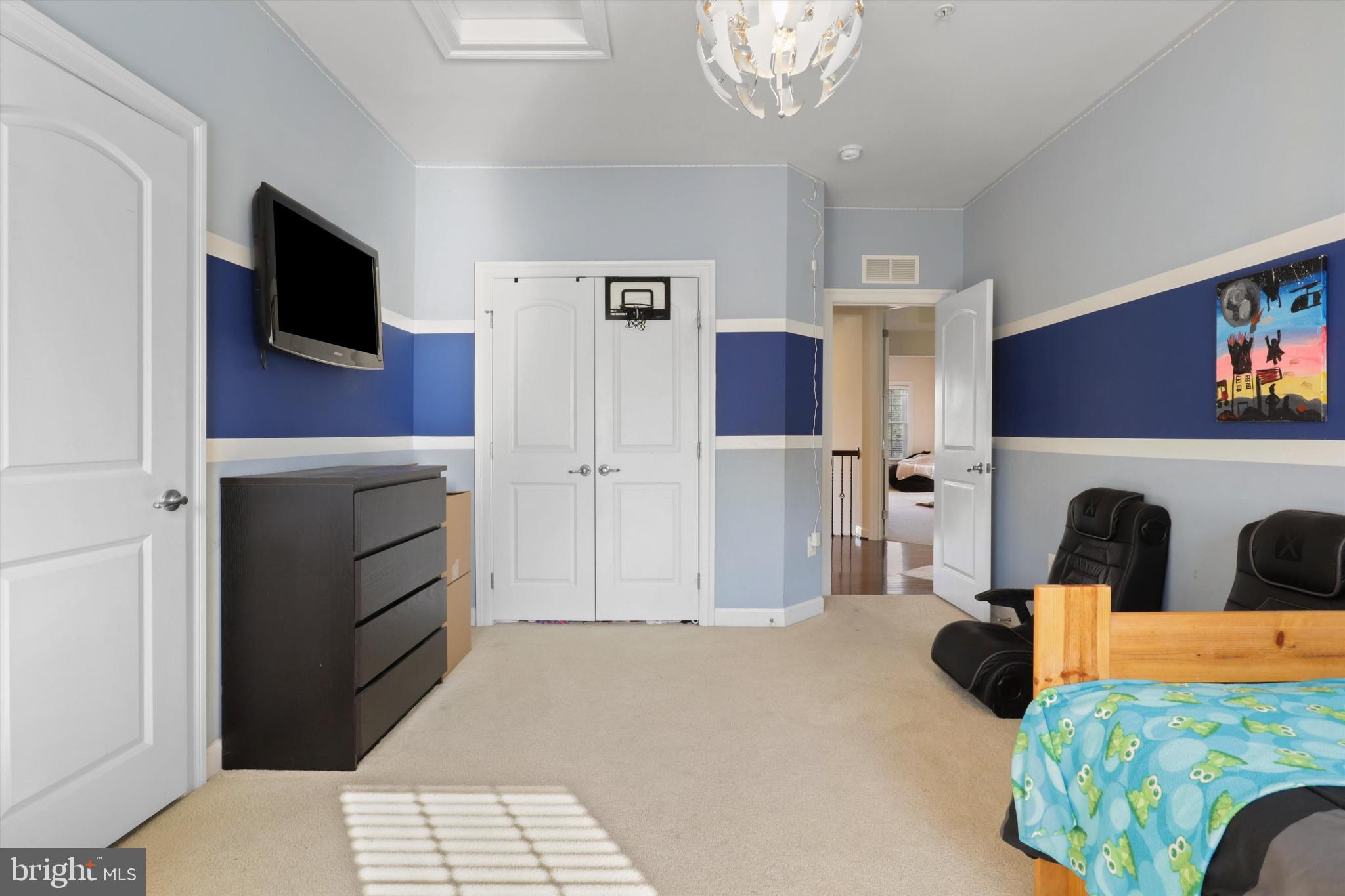 TURF VALLEY VISTAS - Residential