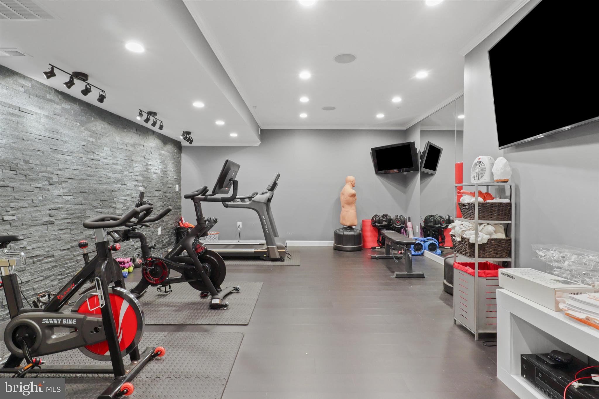 TURF VALLEY VISTAS - Residential