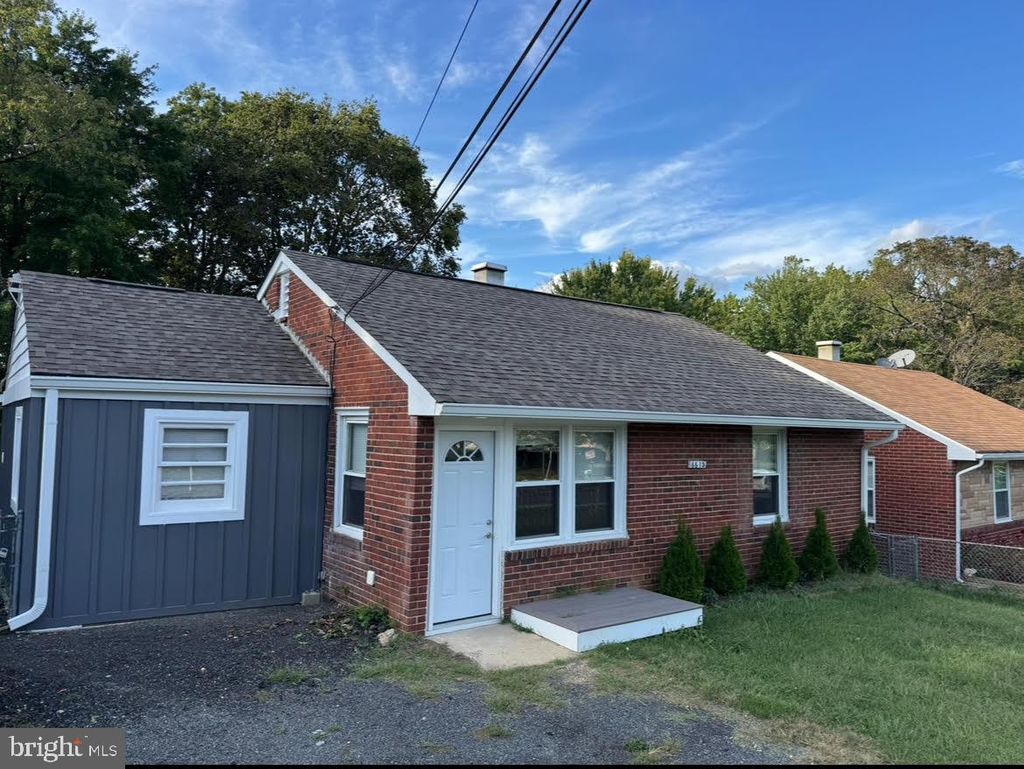 Photo of 6615 Saint Barnabas Road, OXON HILL, MD 20745 (MLS # MDPG2179200)