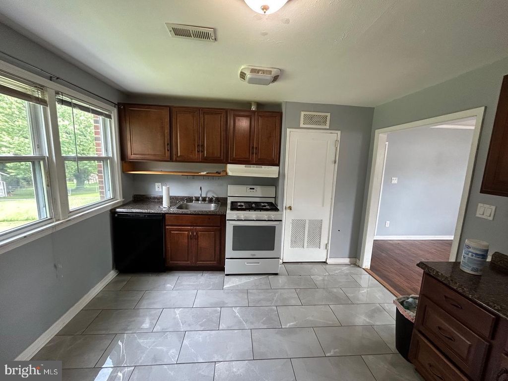Photo of 6615 Saint Barnabas Road, OXON HILL, MD 20745 (MLS # MDPG2179200)