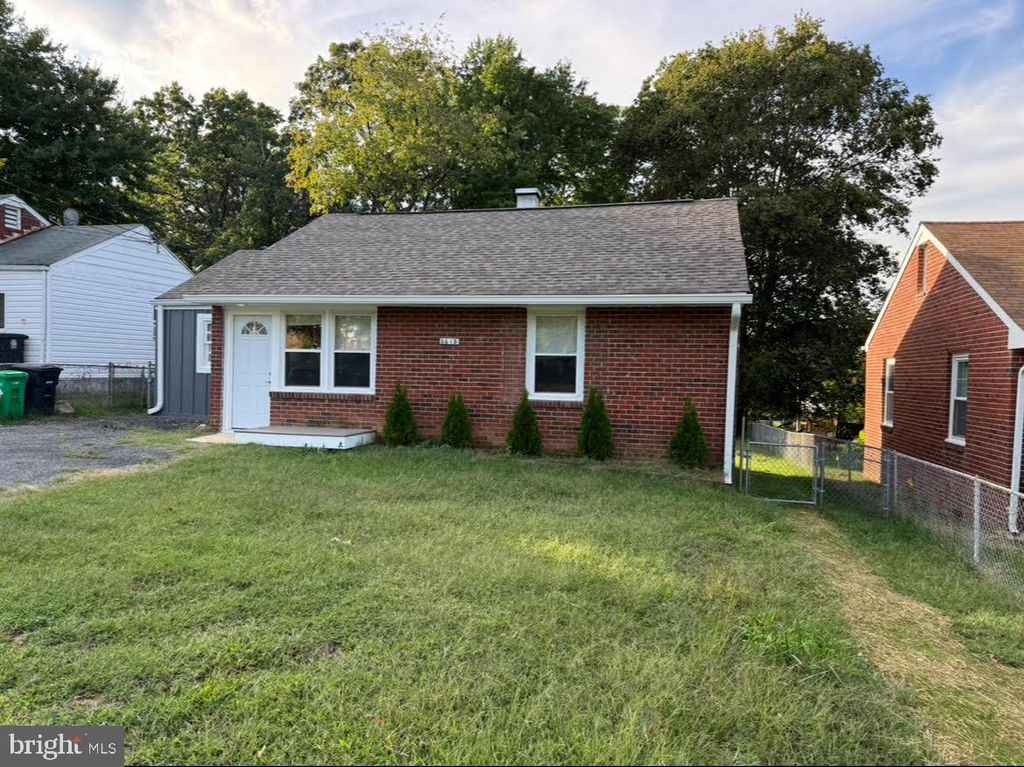 Photo of 6615 Saint Barnabas Road, OXON HILL, MD 20745 (MLS # MDPG2179200)