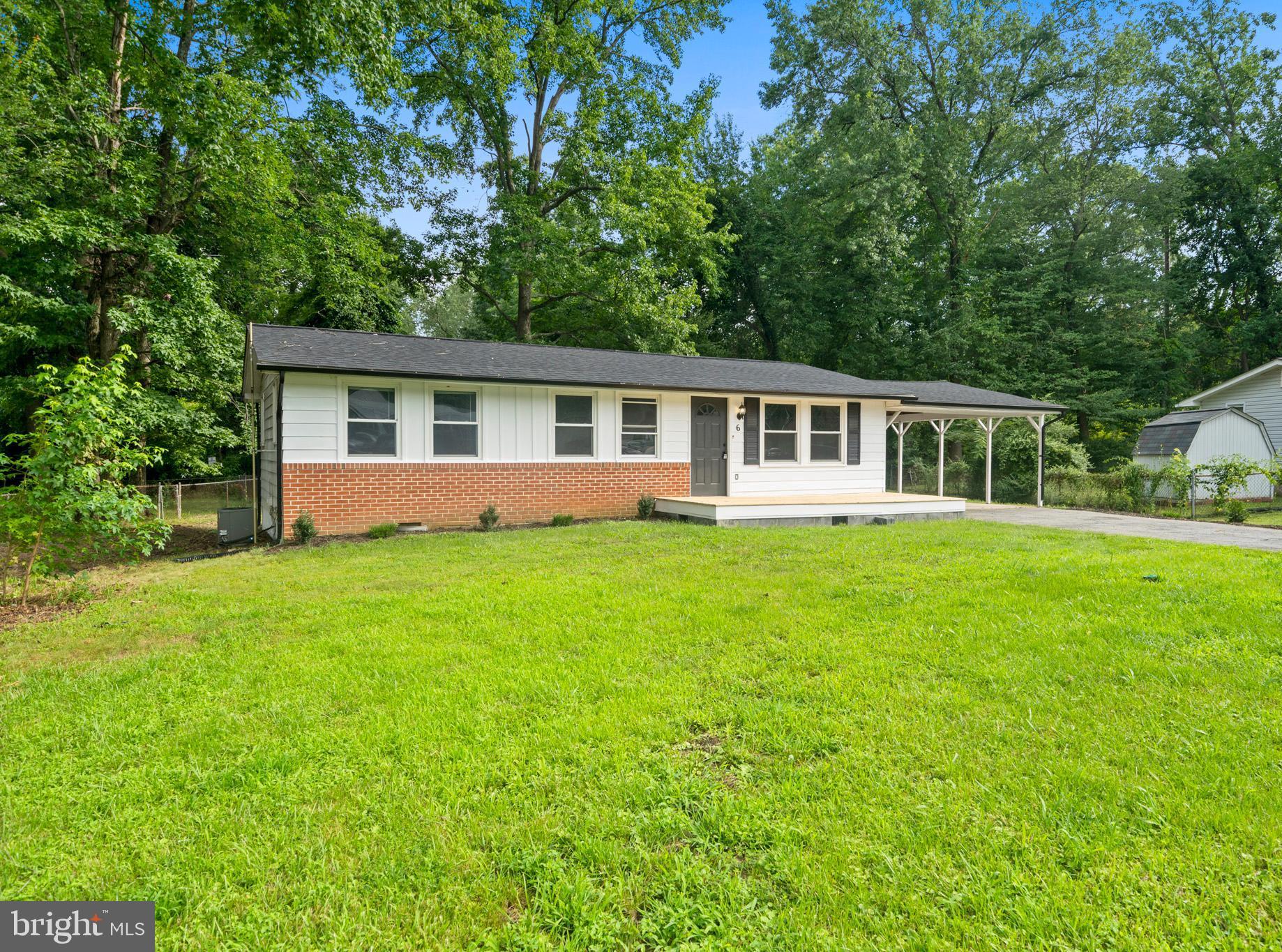 Tremendous Value! Updated One-Level Home! This beautiful home offers a spacious kitchen with granite countertops and stainless-steel appliances. Gleaming hardwood floors throughout. New roof and gutters. Nice level lot with fenced in backyard situated in the back of a cul-de-sac for extra privacy. Call today to schedule a time to view this amazing home!