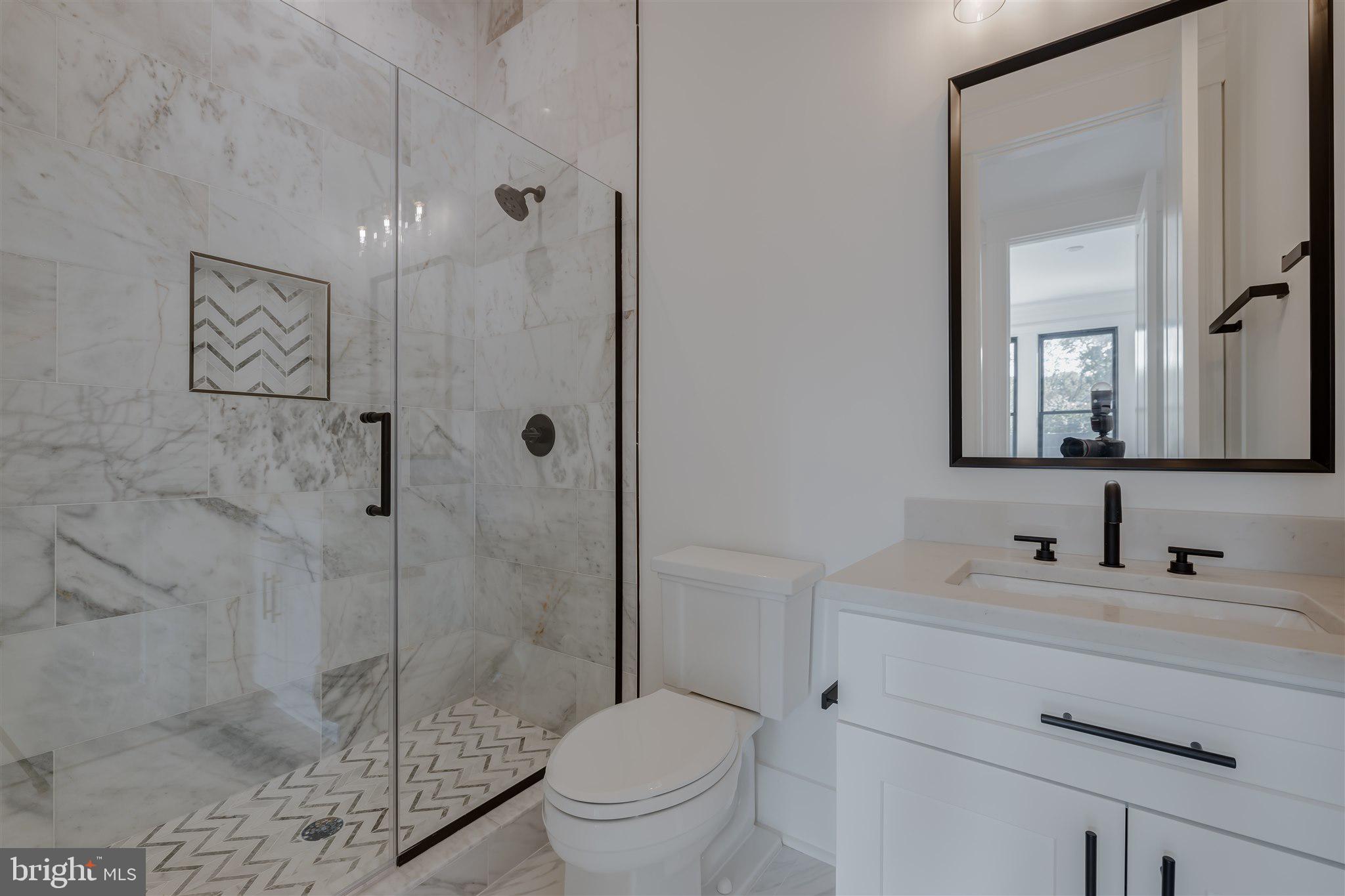 RIVERCREST - Residential