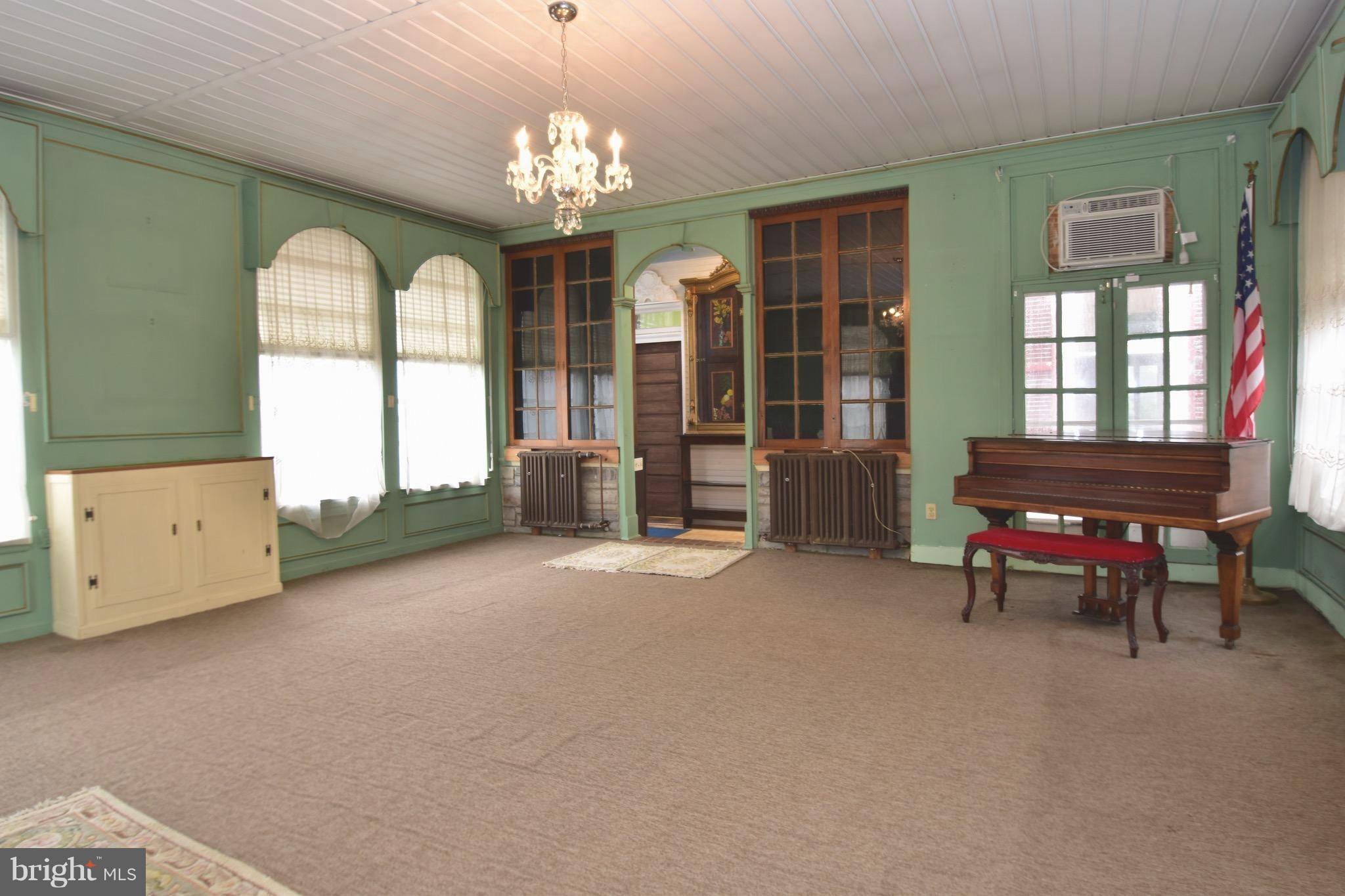 CATONSVILLE - Residential