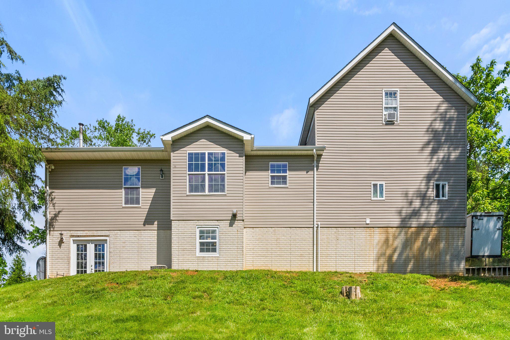 RIVERSIDE - Residential