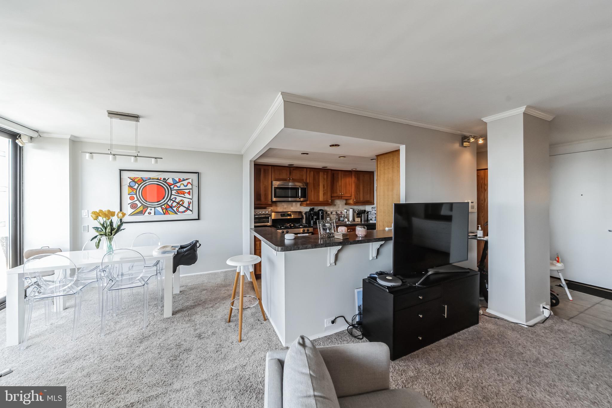 1326 SPRUCE STREET 42 2904