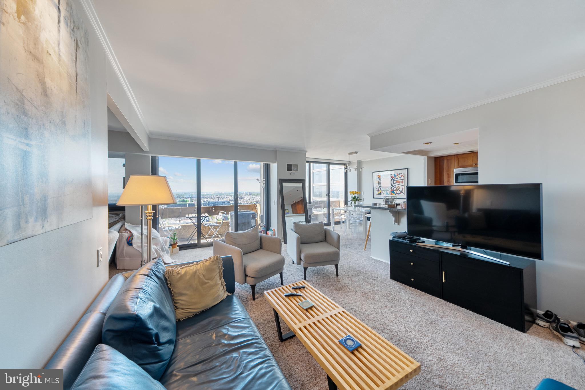 1326 SPRUCE STREET 42 2904