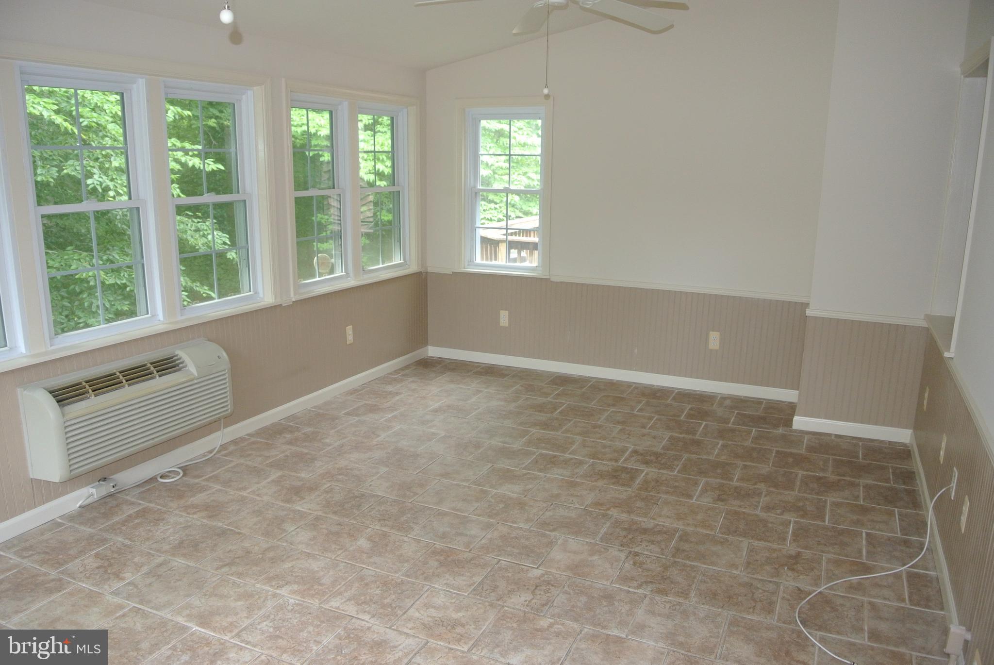 THE MEADOWS - LA PLATA - Residential