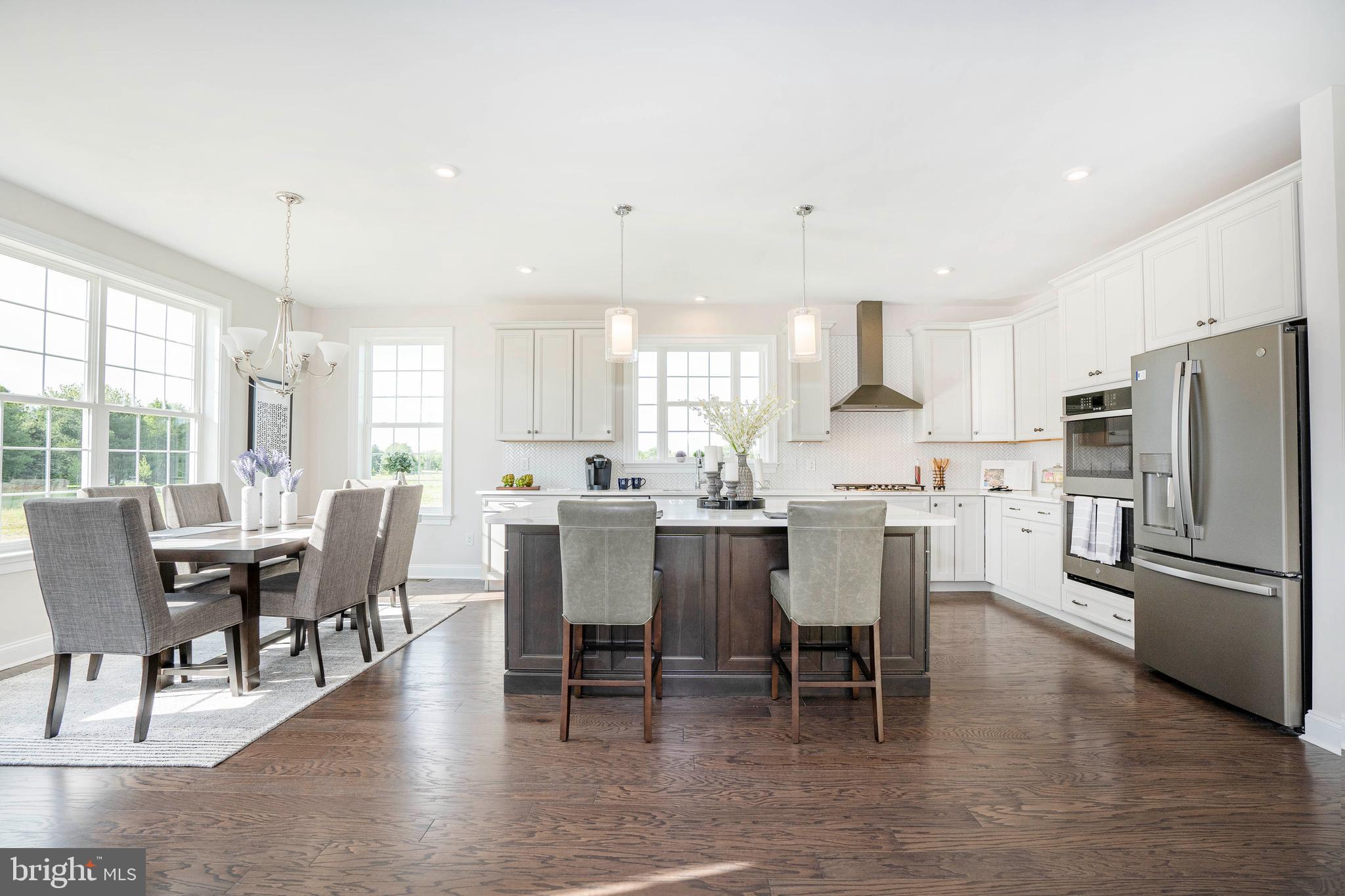 HIGHLANDS AT BACK CREEK - Residential