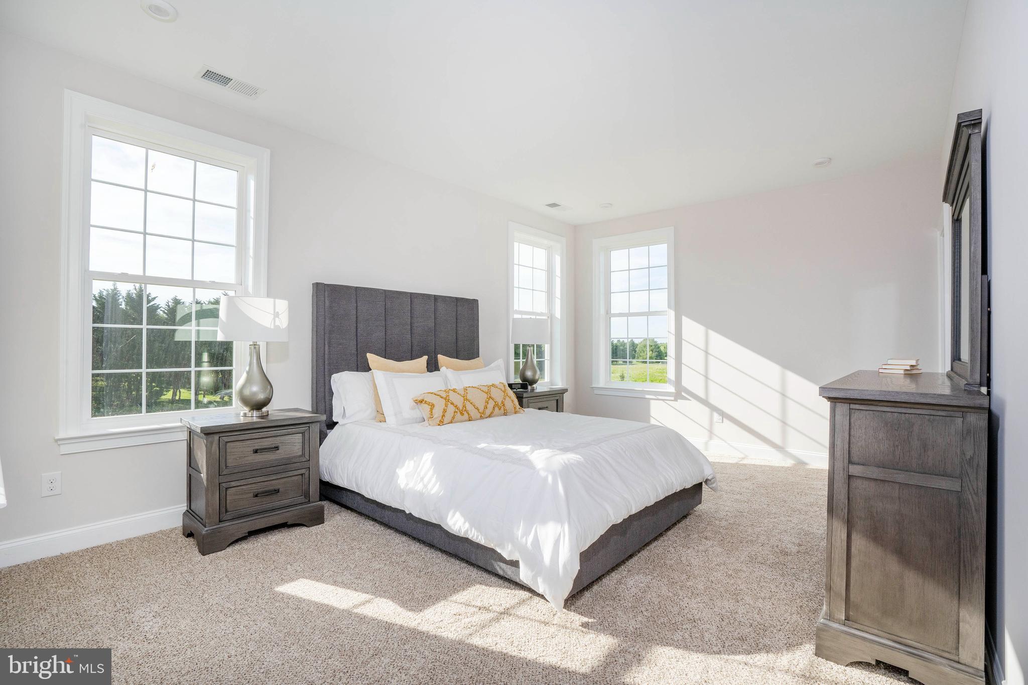 HIGHLANDS AT BACK CREEK - Residential