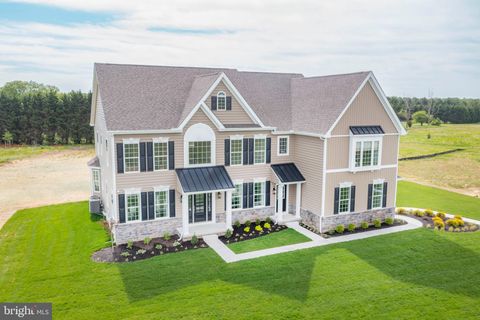 Photo of 129 Ayshire Drive #PLAZA, MIDDLETOWN, DE 19709 (MLS # DENC495486)