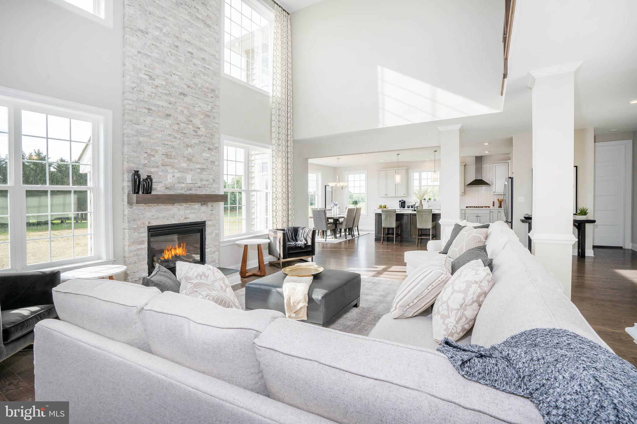 HIGHLANDS AT BACK CREEK - Residential