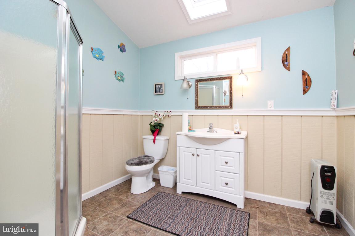 BOWLEYS QUARTERS - Residential