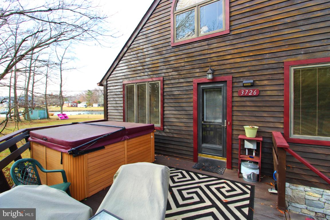 BOWLEYS QUARTERS - Residential