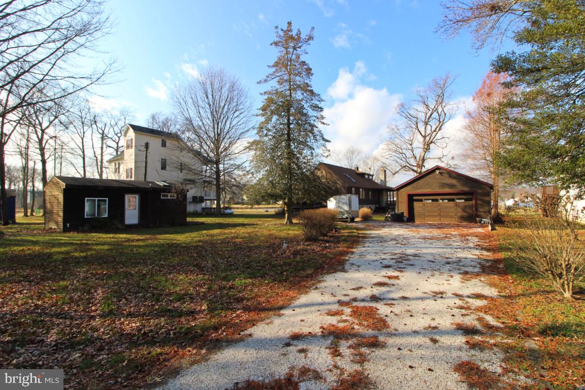 BOWLEYS QUARTERS - Residential