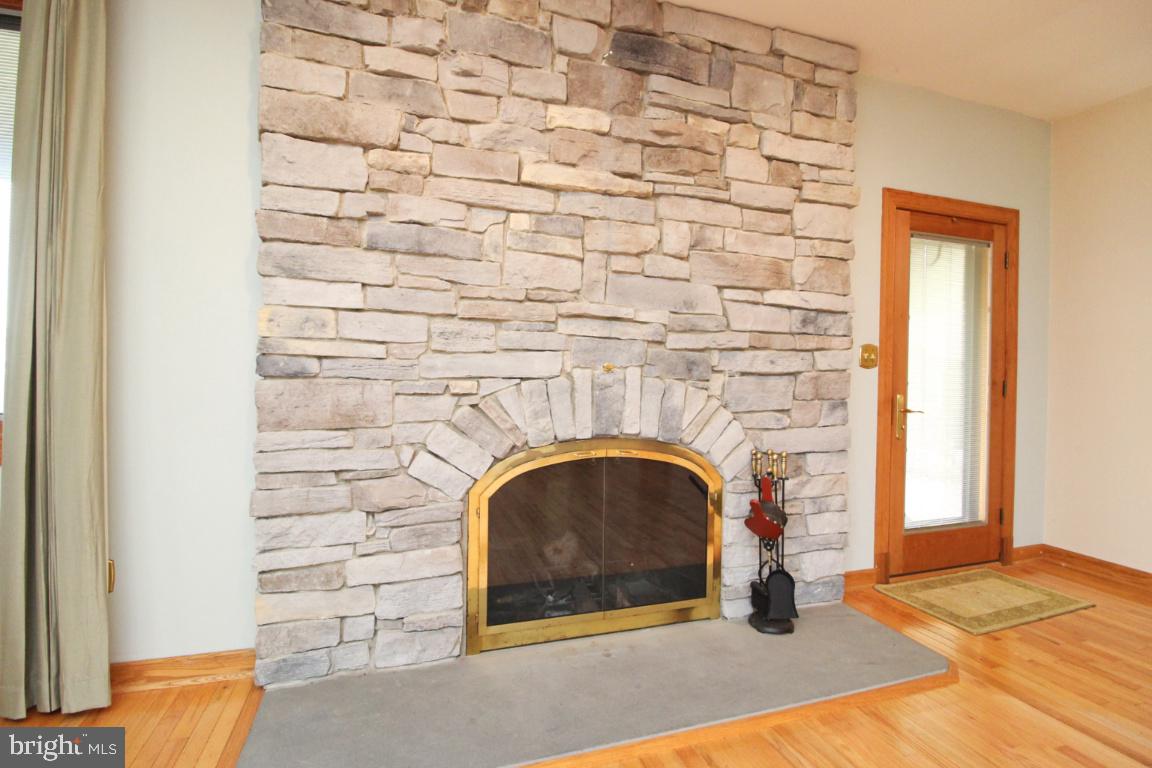 BOWLEYS QUARTERS - Residential