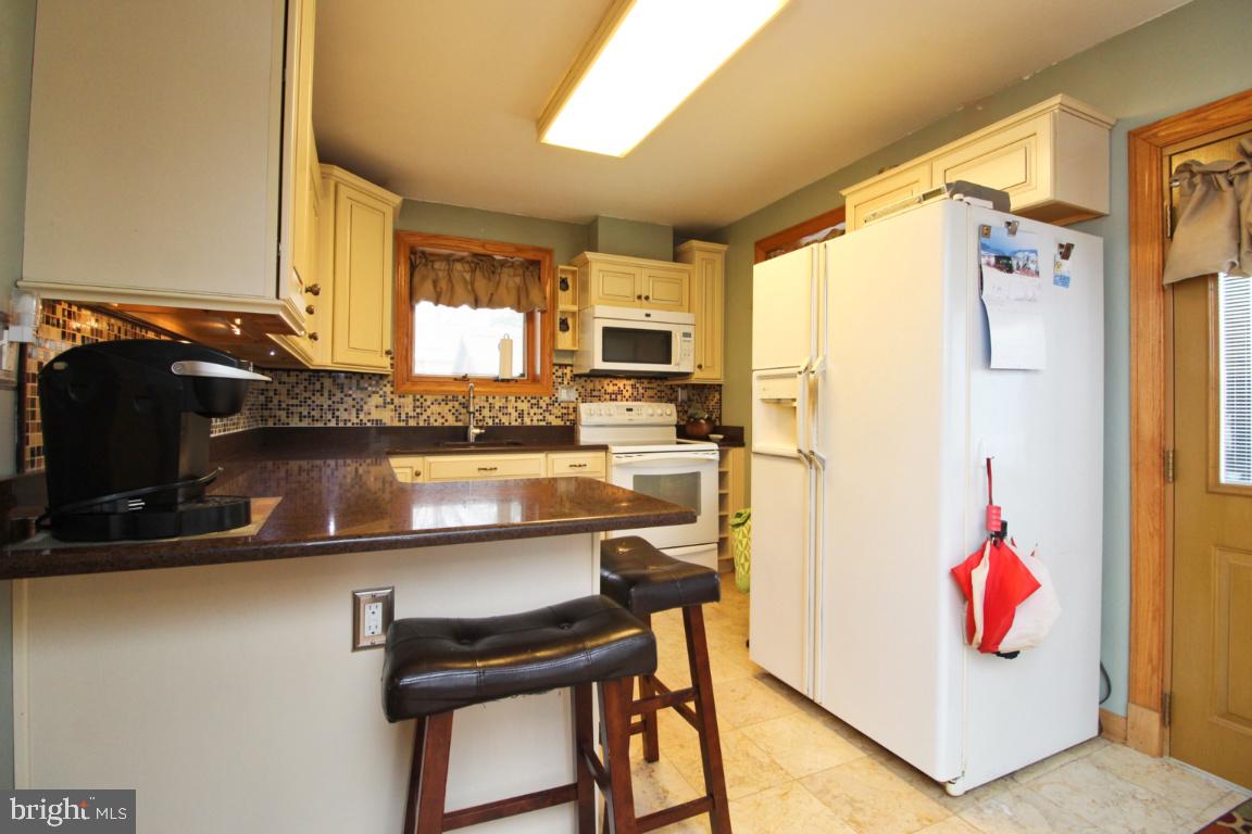 BOWLEYS QUARTERS - Residential