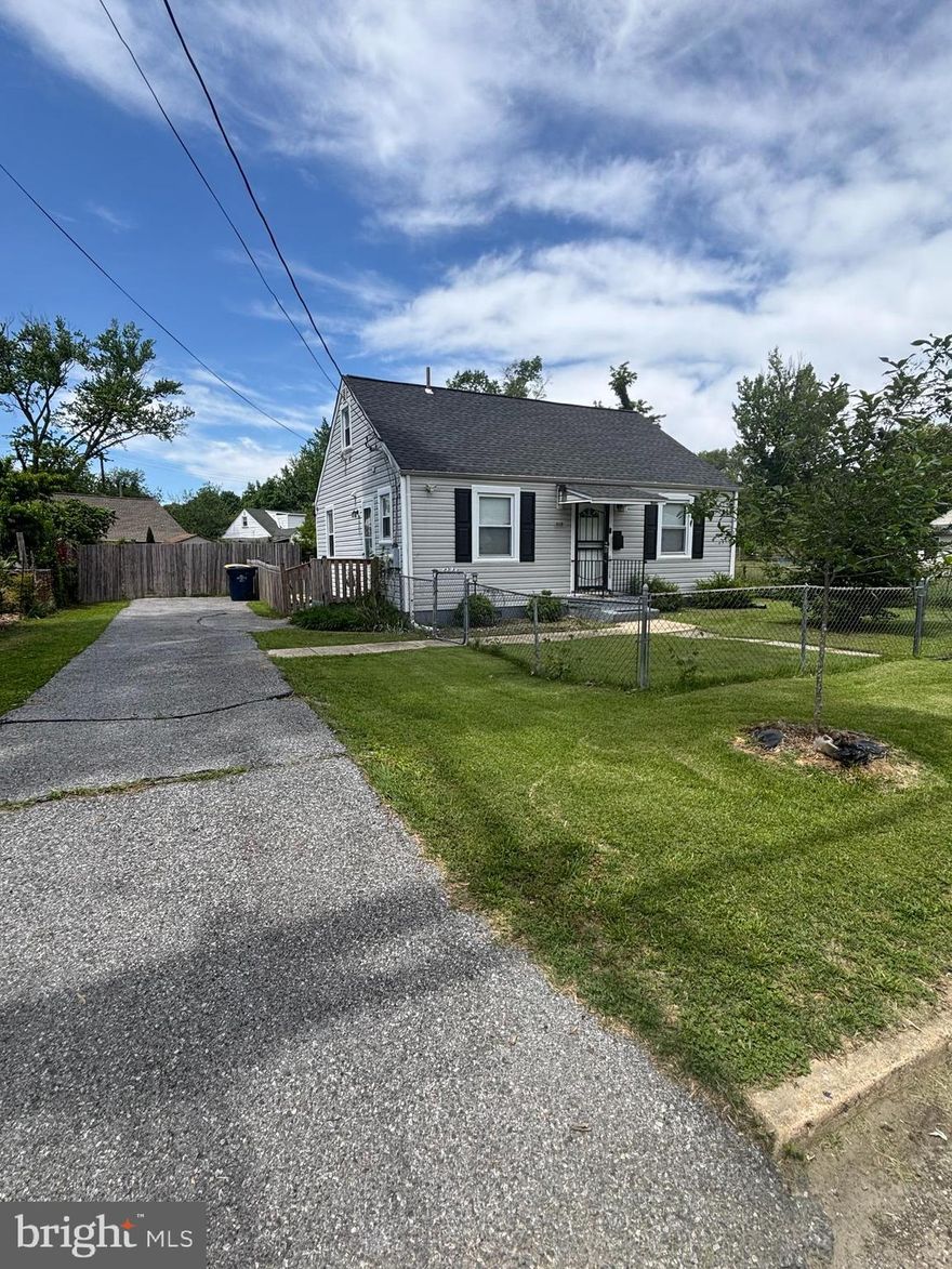 THIS IS A SHORT SALE!!