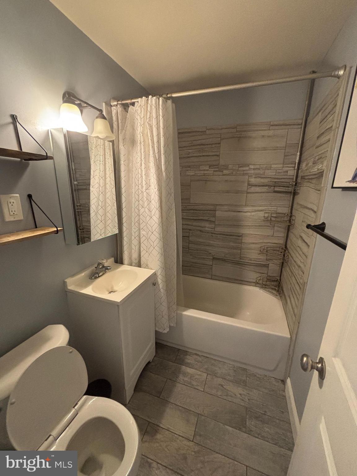 FOREST HEIGHTS - Residential