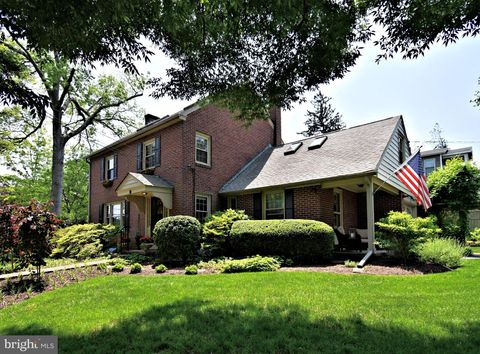 280 GRIFFEN STREET PHOENIXVILLE PA 19460
