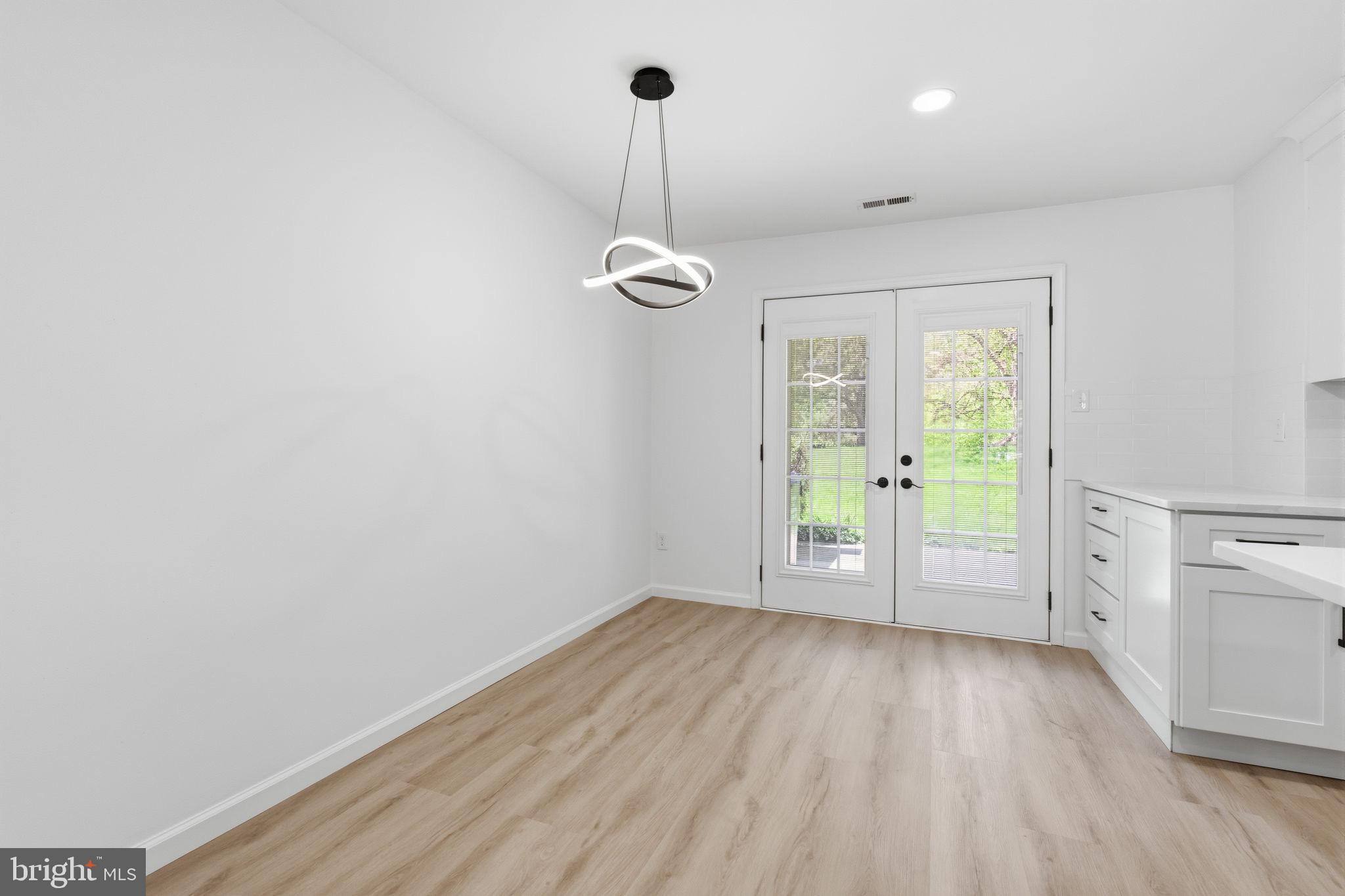 STIRLING CHASE - Residential