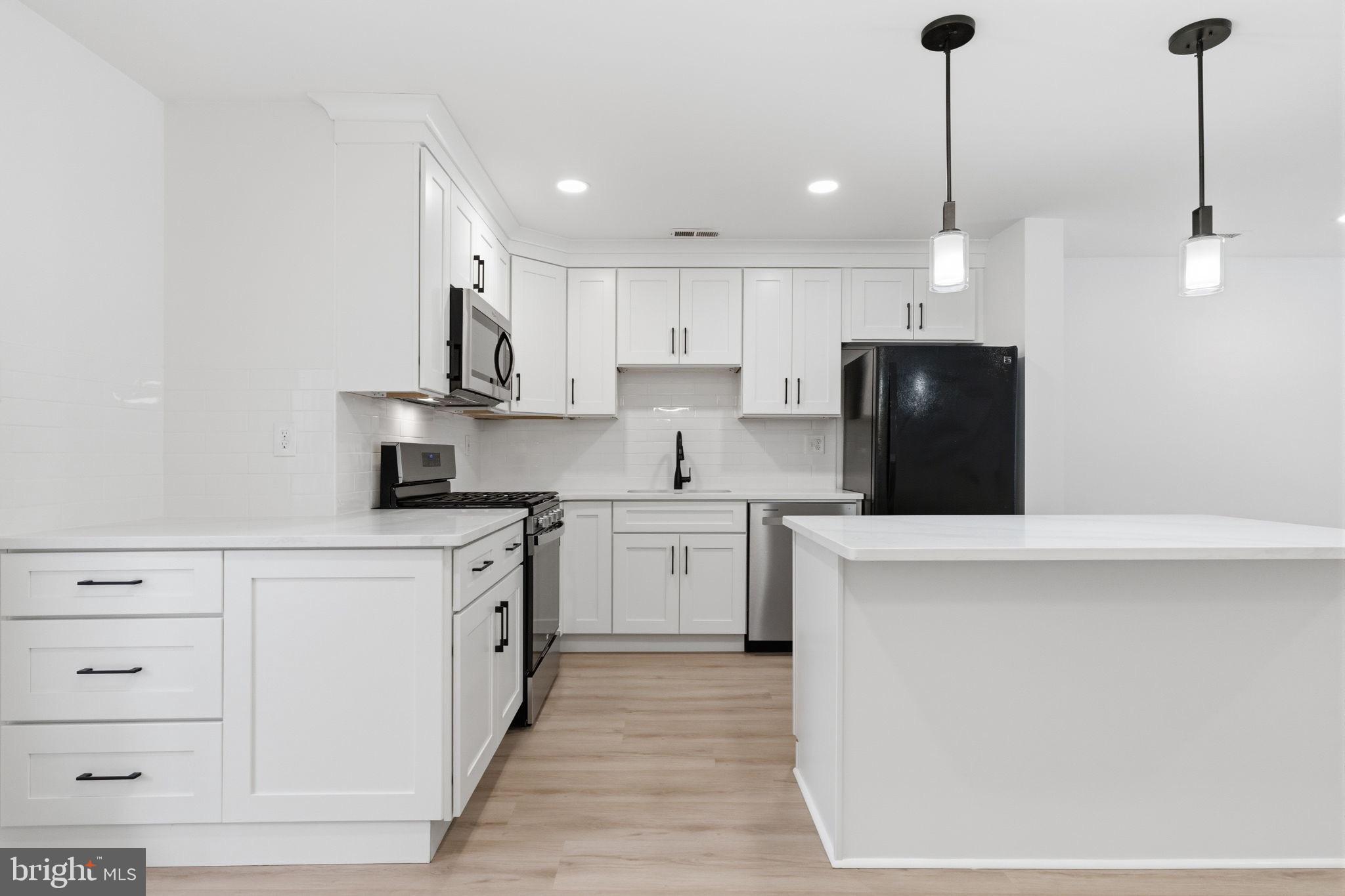 STIRLING CHASE - Residential