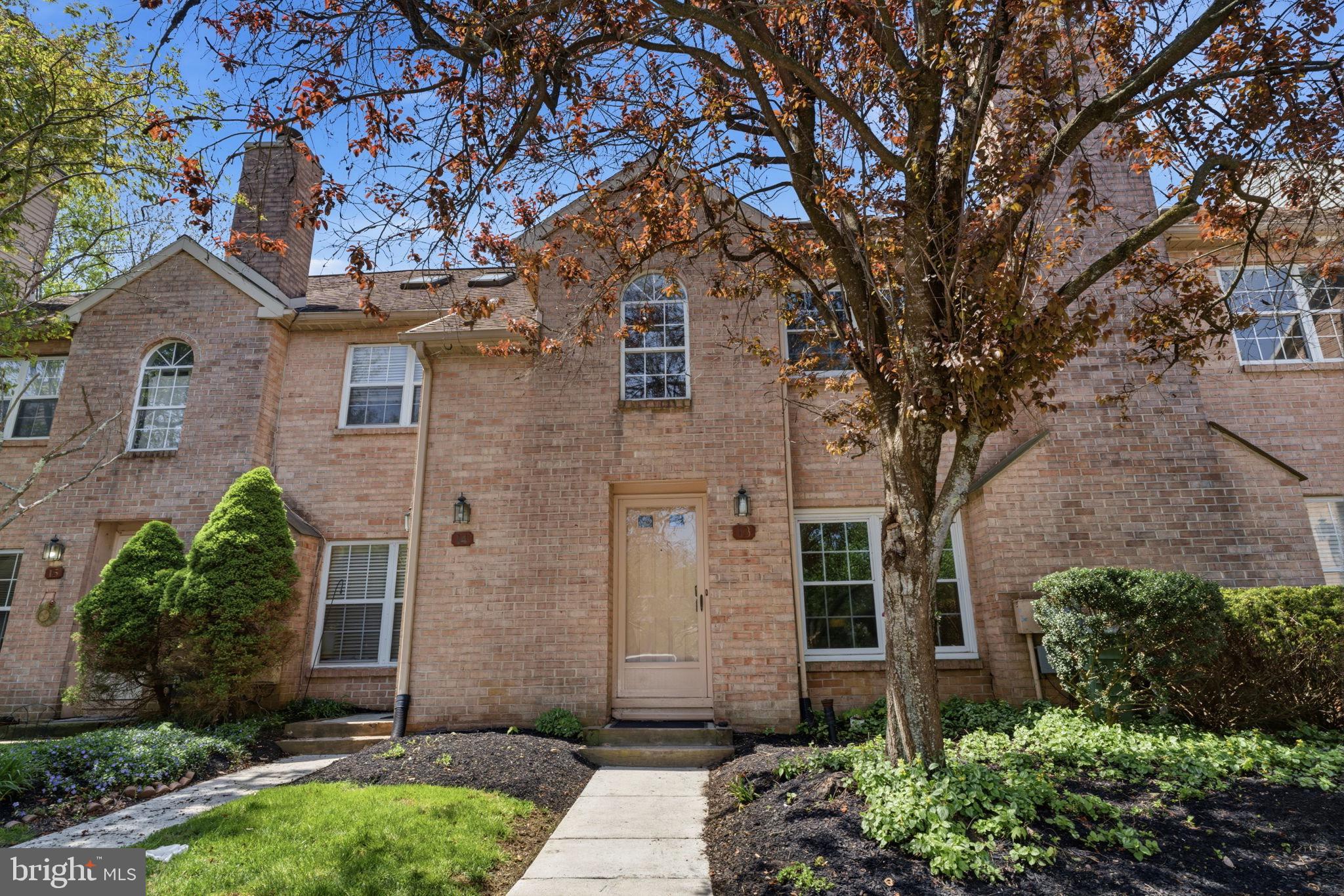 STIRLING CHASE - Residential