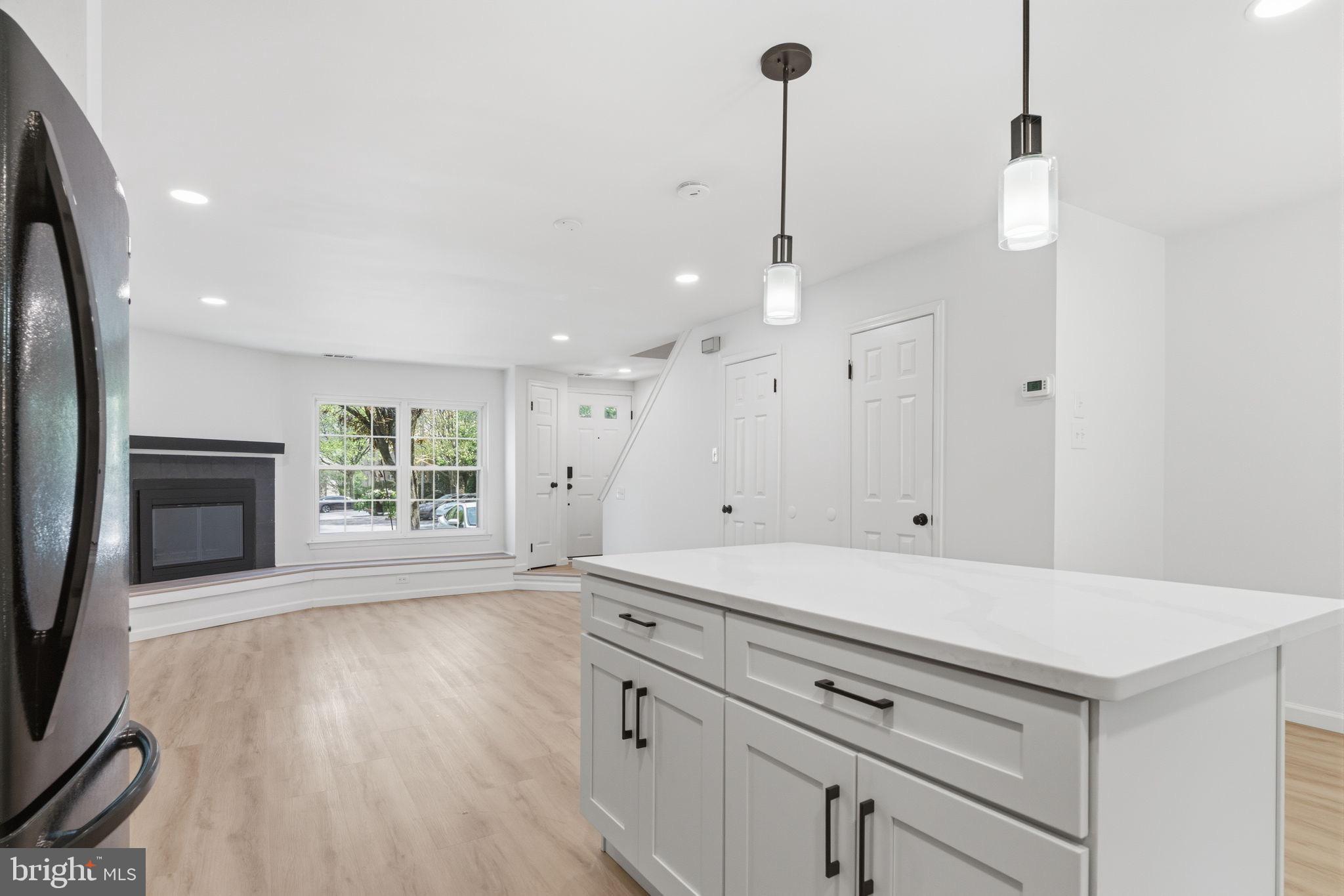 STIRLING CHASE - Residential