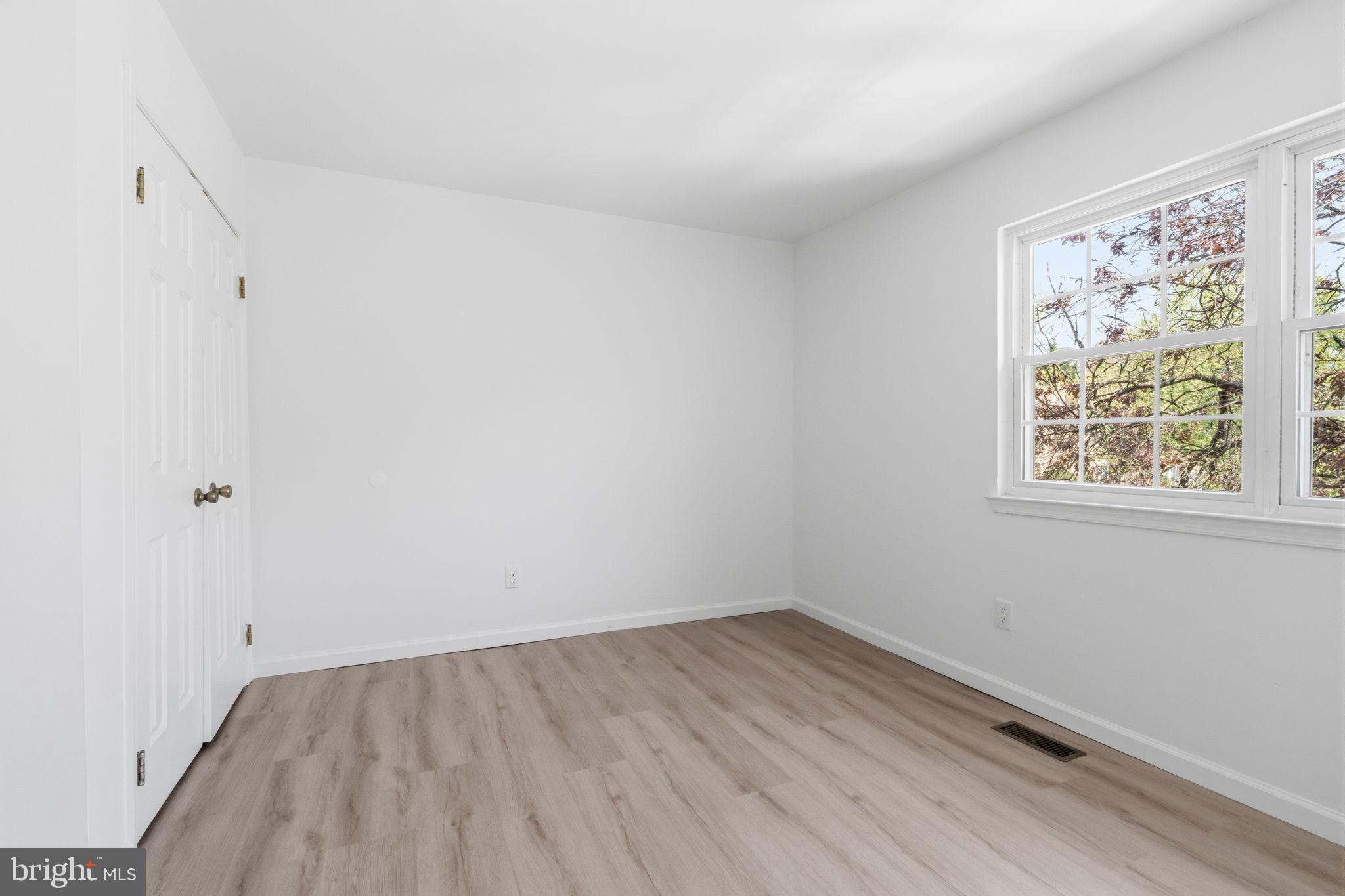 STIRLING CHASE - Residential