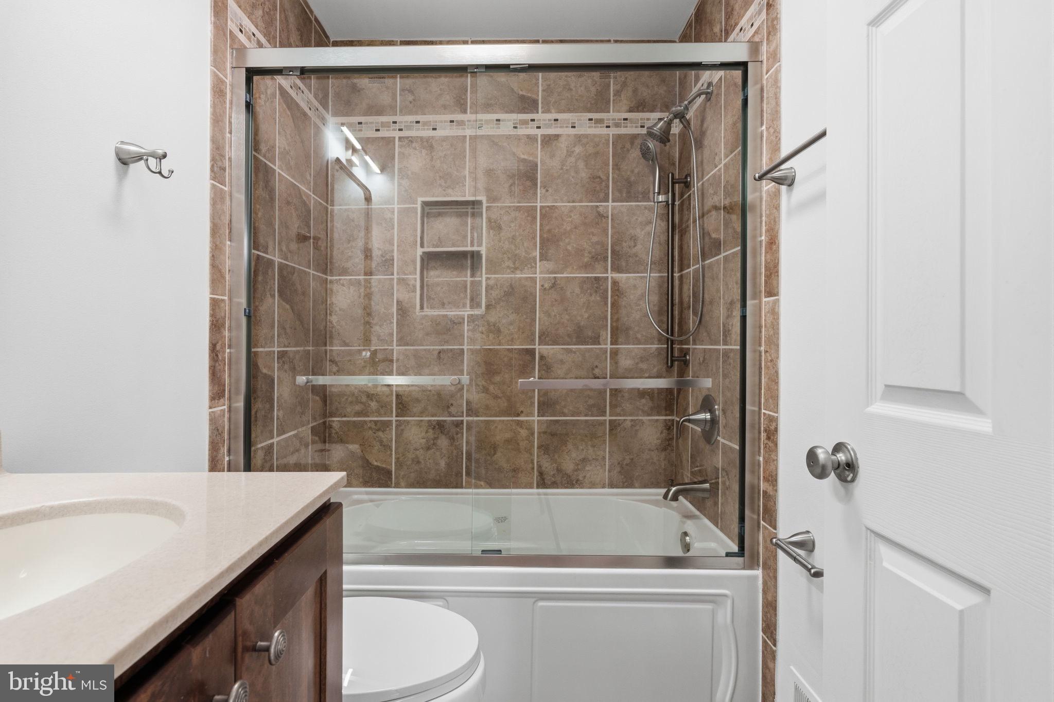 STIRLING CHASE - Residential