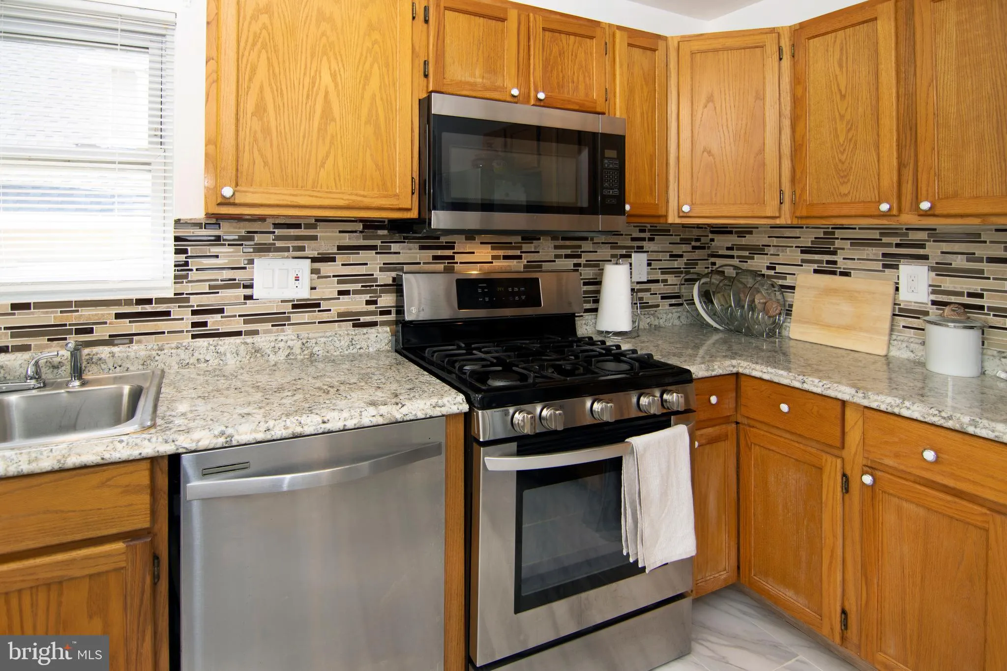 Runnemede, New Jersey 08078, United States, 4 Bedrooms Bedrooms, ,2 BathroomsBathrooms,Residential,Coming Soon,213967