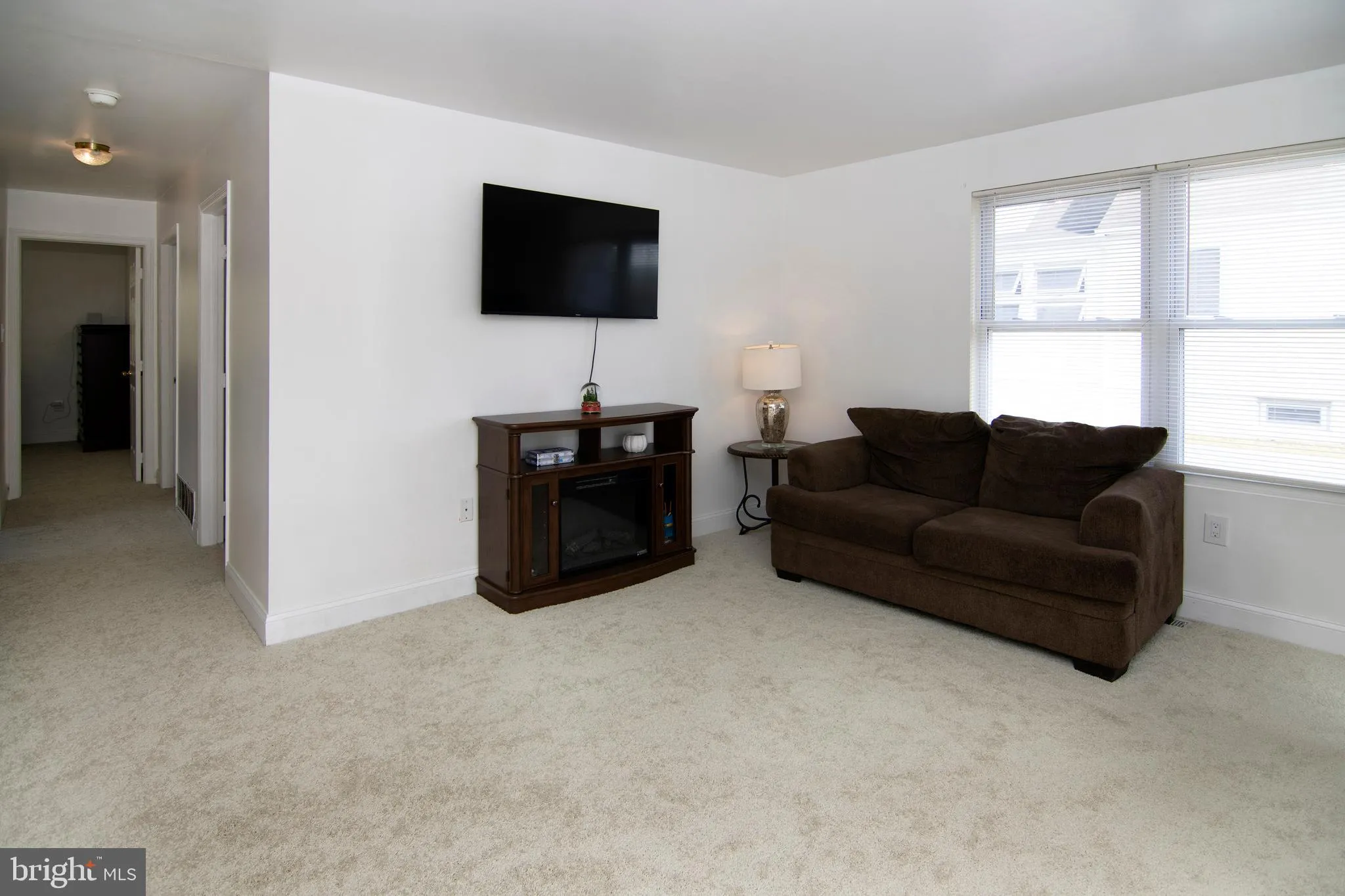 Runnemede, New Jersey 08078, United States, 4 Bedrooms Bedrooms, ,2 BathroomsBathrooms,Residential,Coming Soon,213967