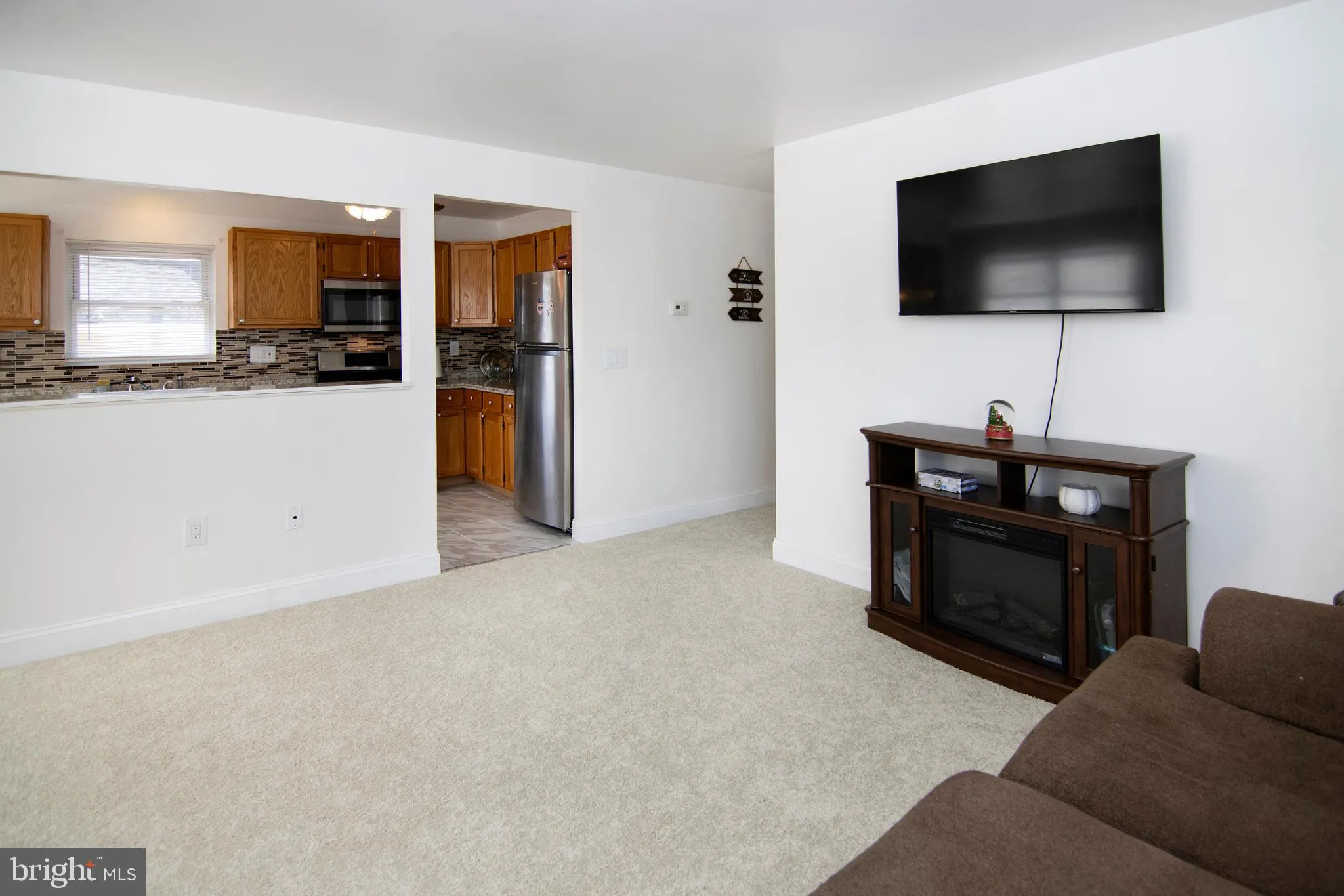 Runnemede, New Jersey 08078, United States, 4 Bedrooms Bedrooms, ,2 BathroomsBathrooms,Residential,Coming Soon,213967