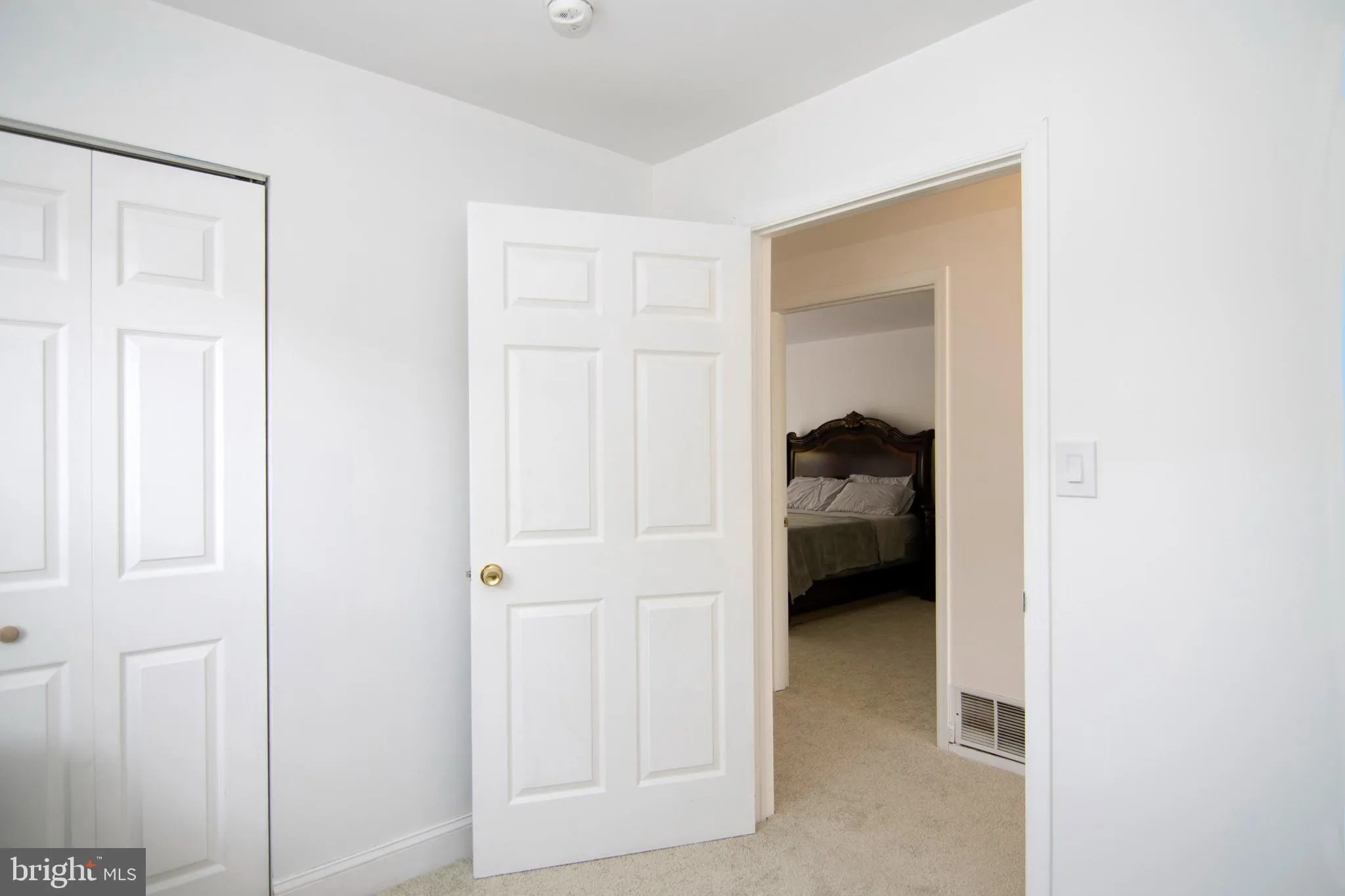 Runnemede, New Jersey 08078, United States, 4 Bedrooms Bedrooms, ,2 BathroomsBathrooms,Residential,Coming Soon,213967