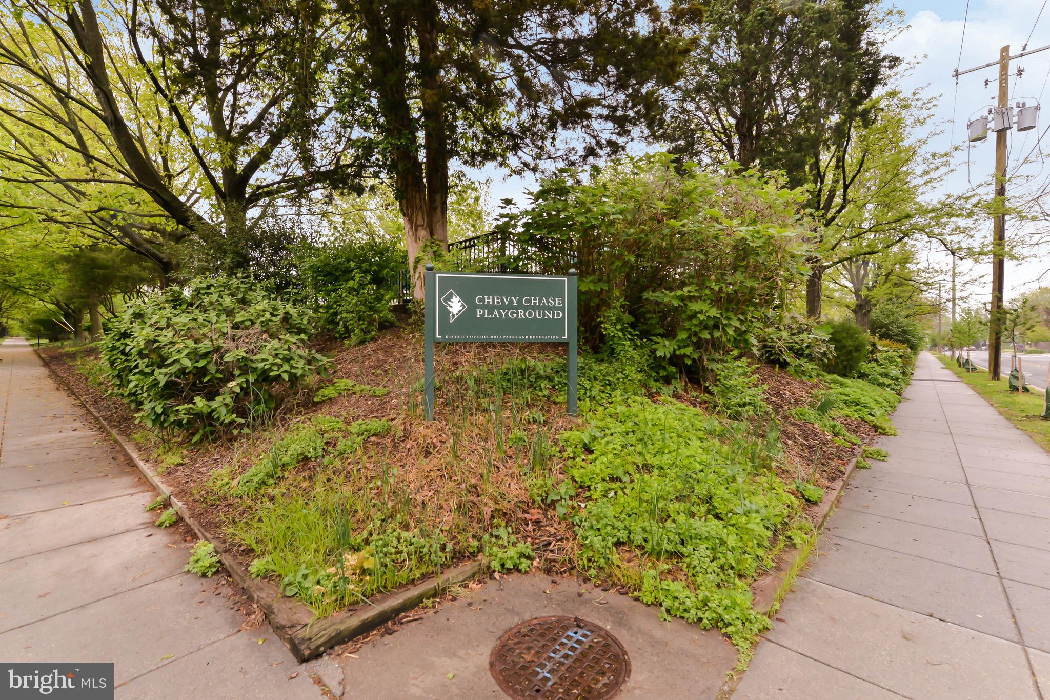 AMERICAN UNIVERSITY PARK - Residential