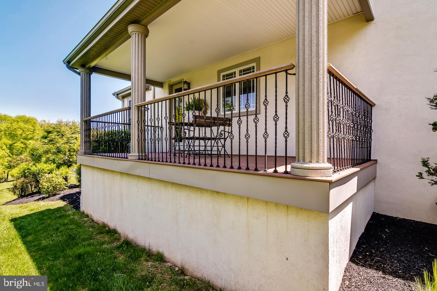 SQUIRES LEA - Residential