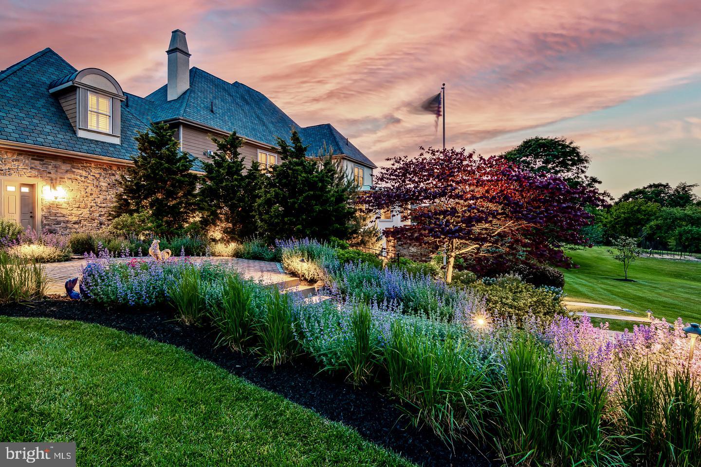 SQUIRES LEA - Residential