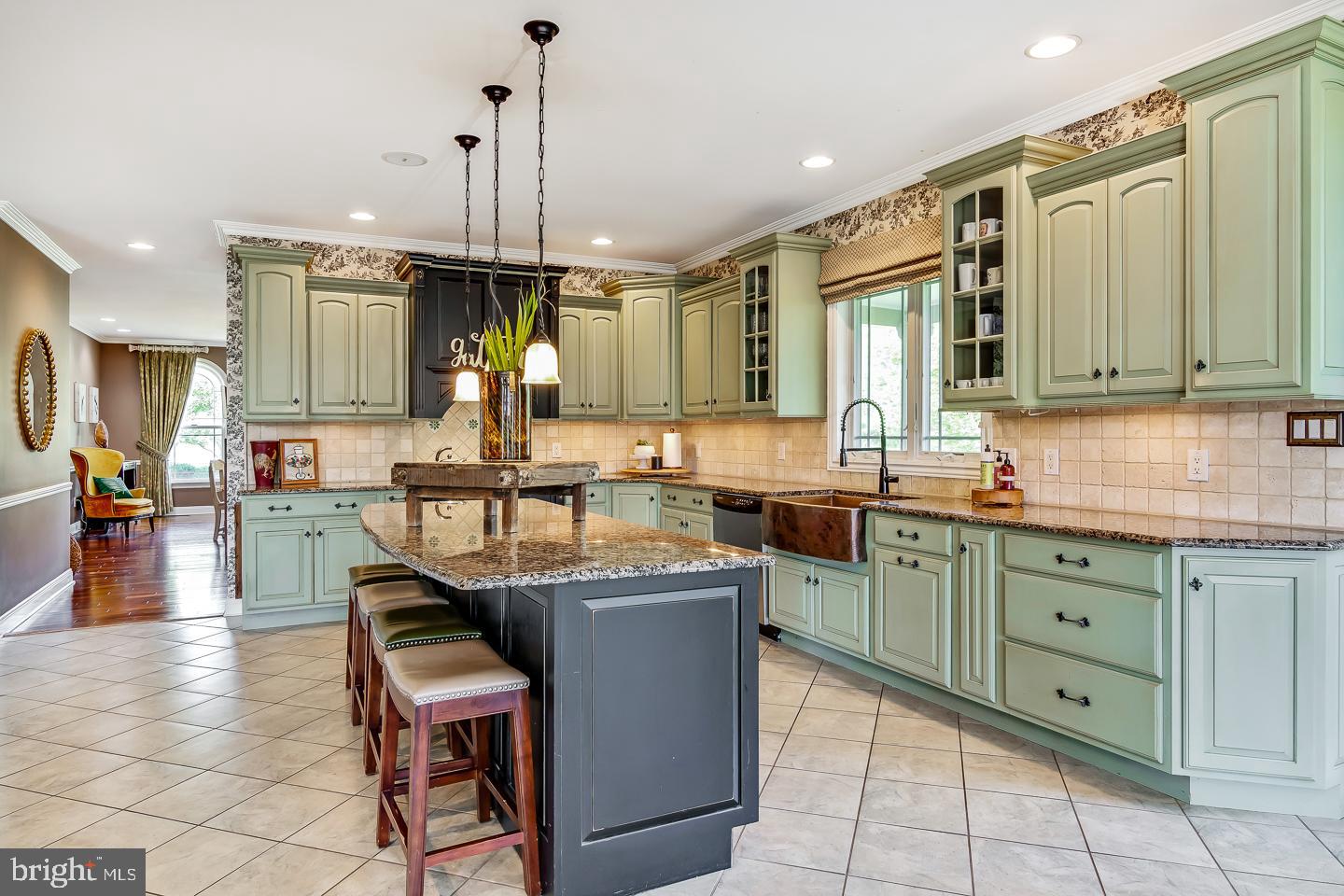 SQUIRES LEA - Residential