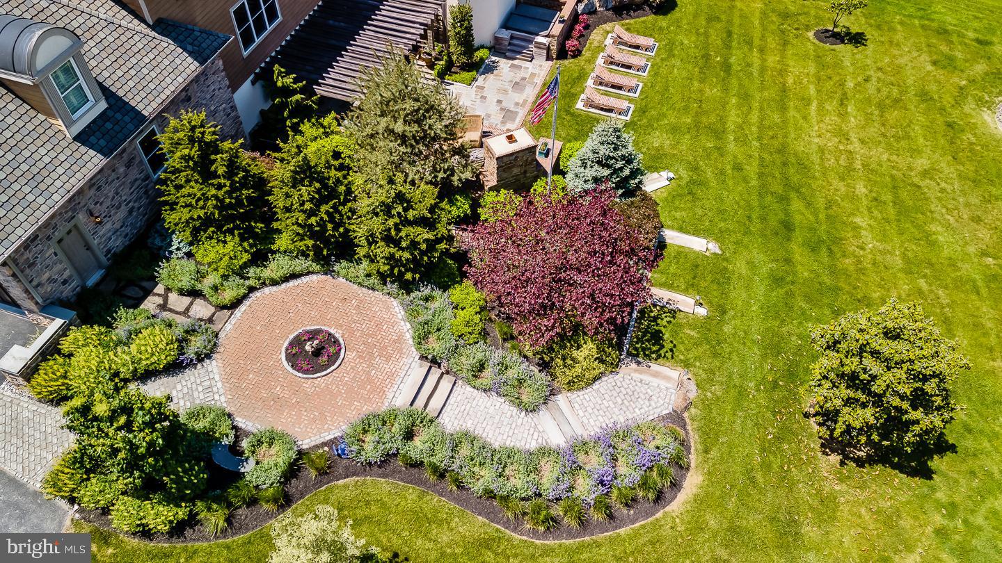 SQUIRES LEA - Residential