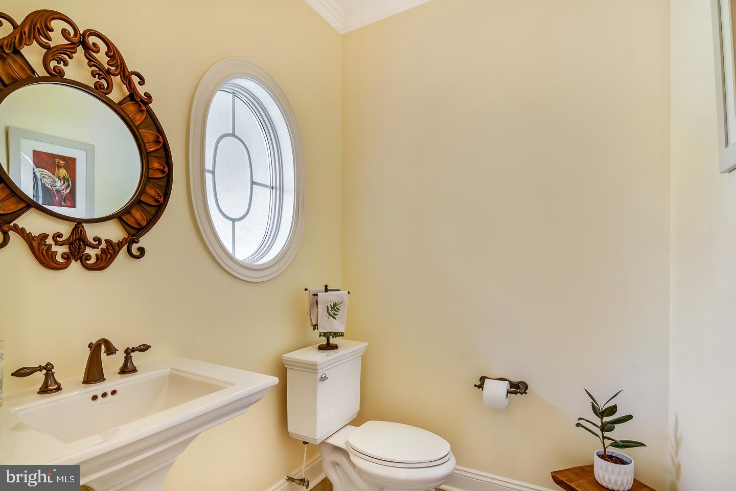 SQUIRES LEA - Residential