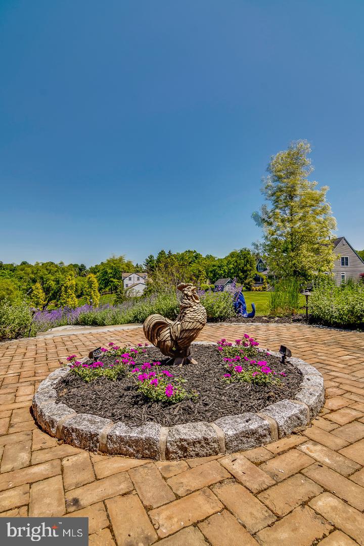 SQUIRES LEA - Residential