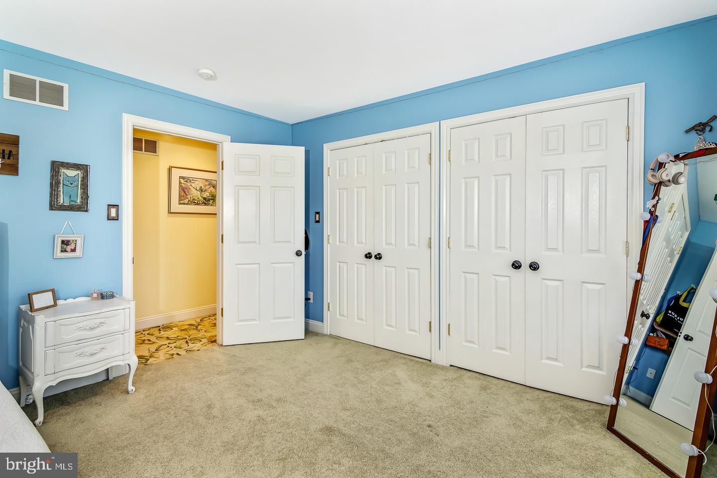 SQUIRES LEA - Residential