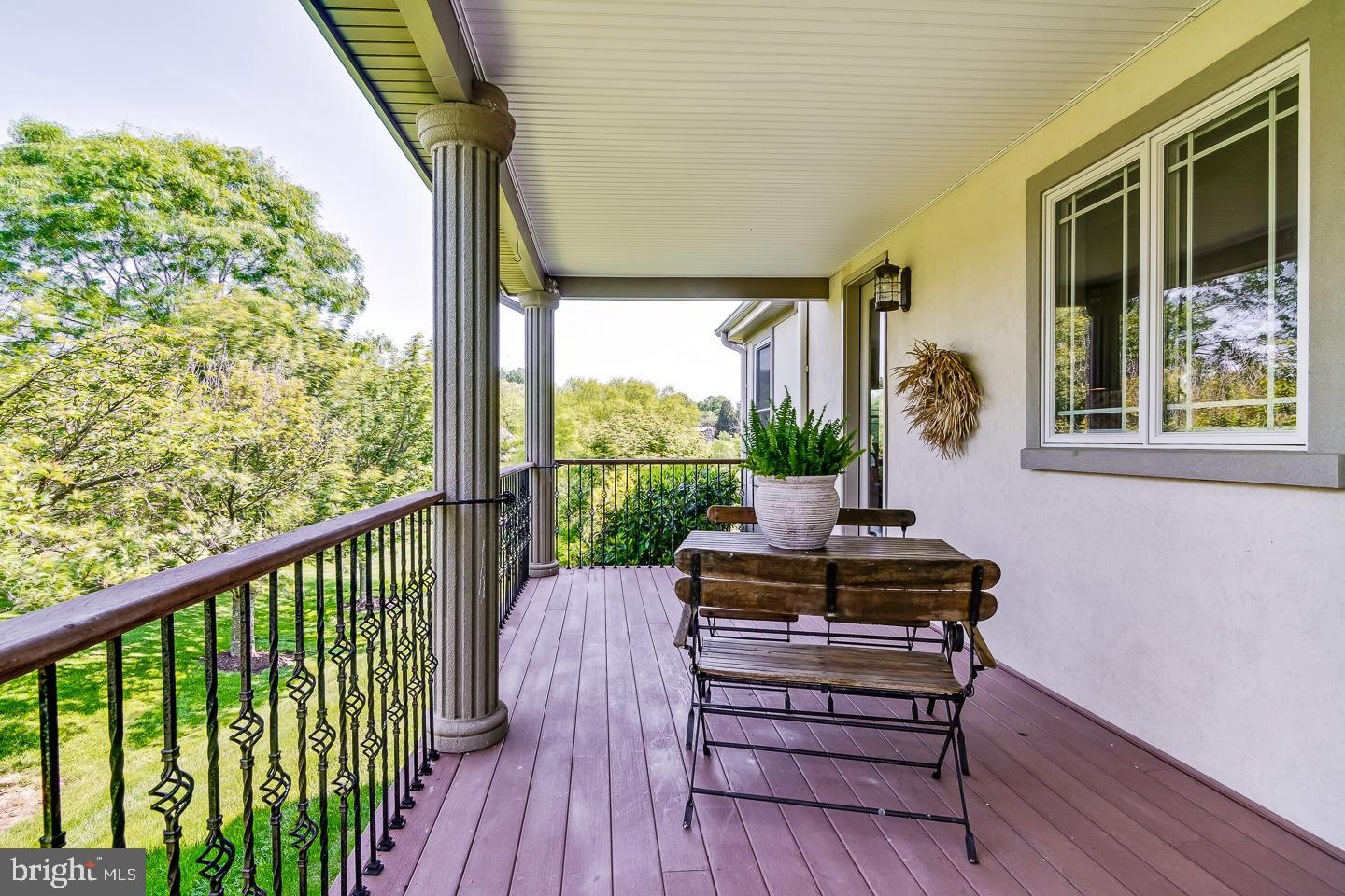 SQUIRES LEA - Residential